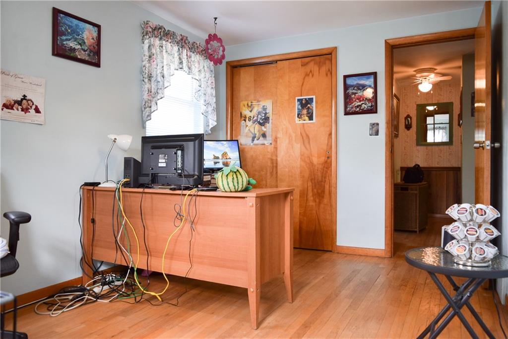 243 Stotler Road Pittsburgh, PA 15235 - Photo 8 of 18 Gallery Image 8