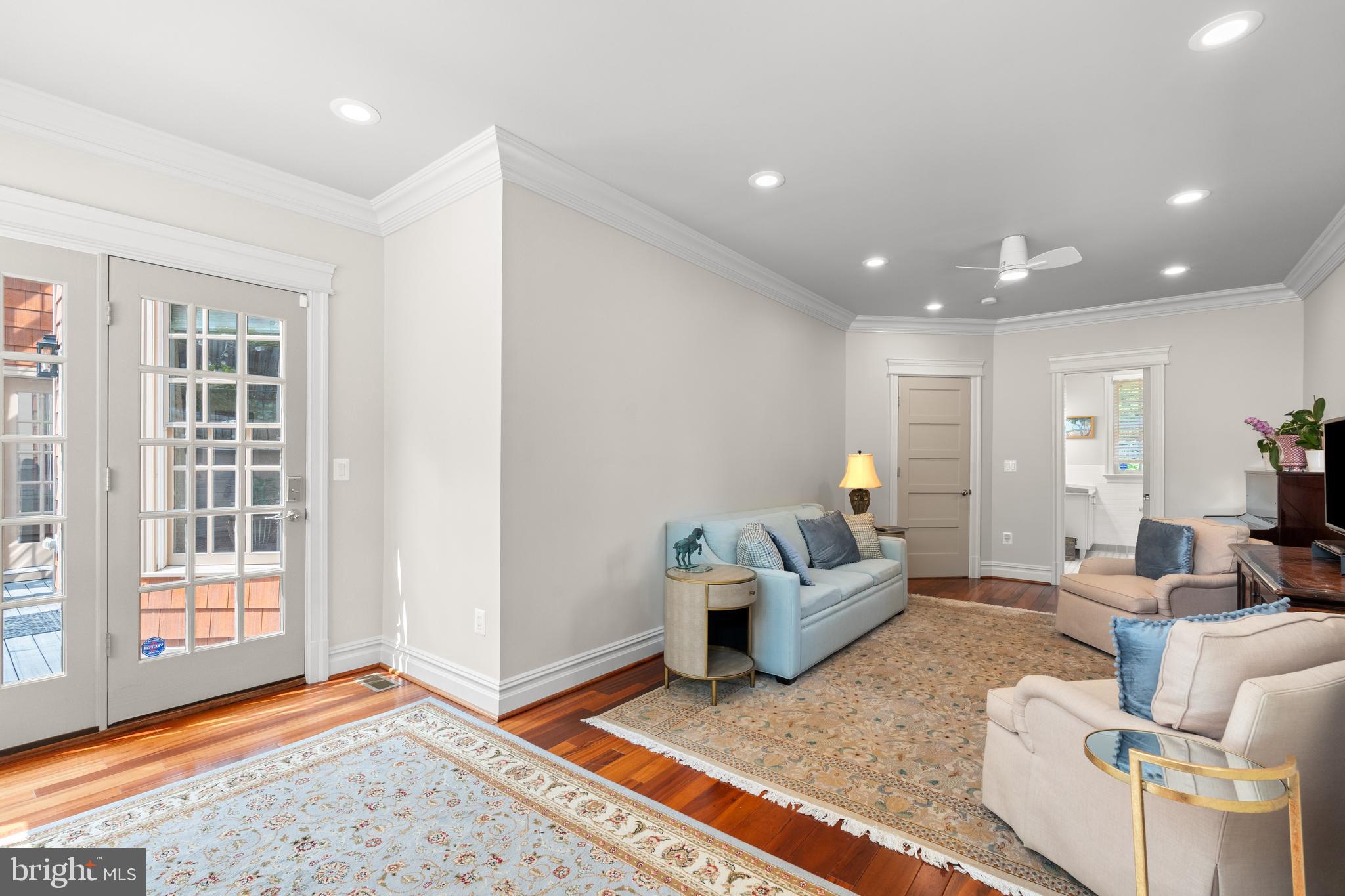 3107 Russell Road Alexandria, VA 22305 - Photo 29 of 90 Main Level Primary Suite # 2/ Family Room