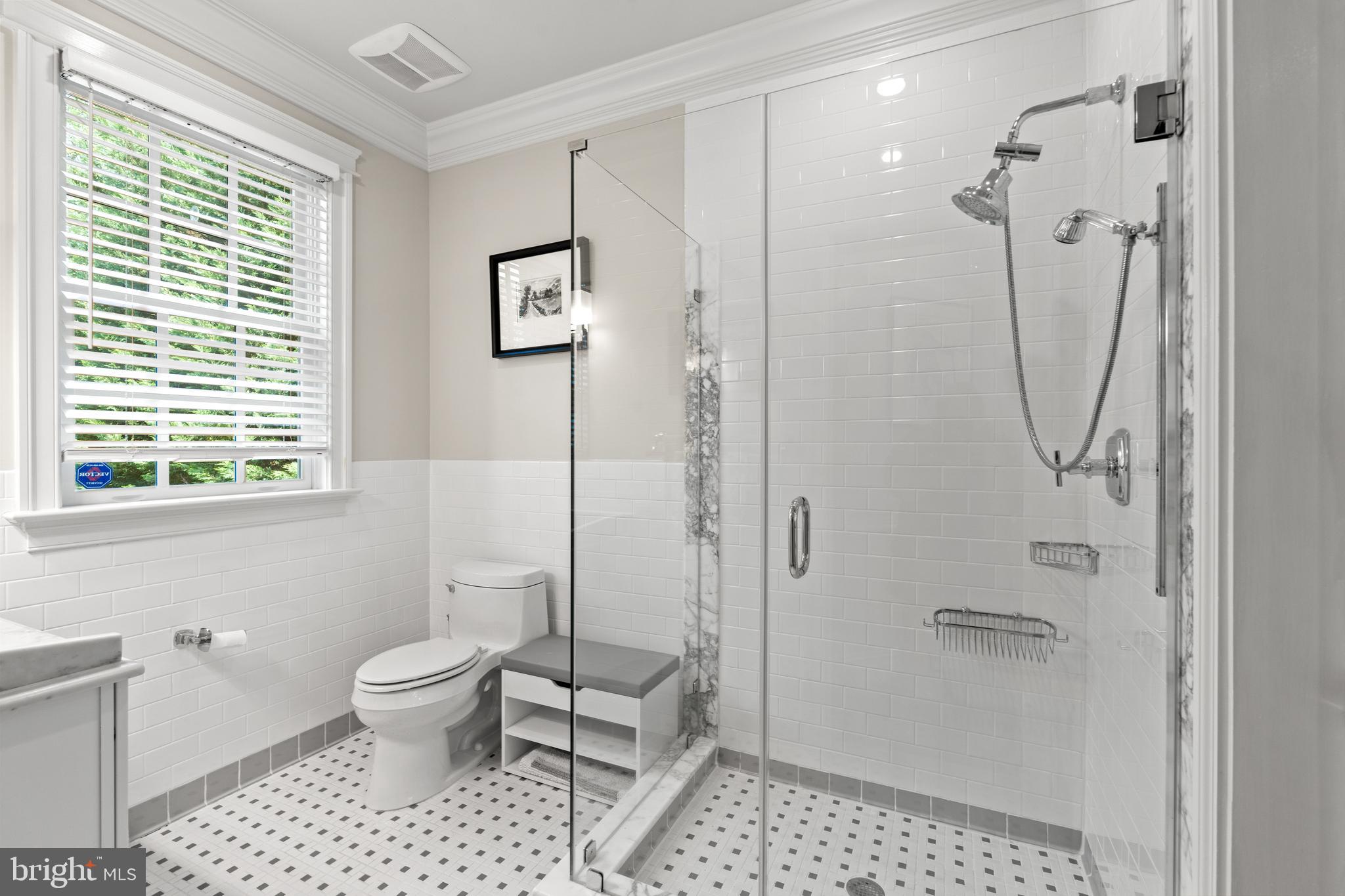 3107 Russell Road Alexandria, VA 22305 - Photo 34 of 90 Hall Access