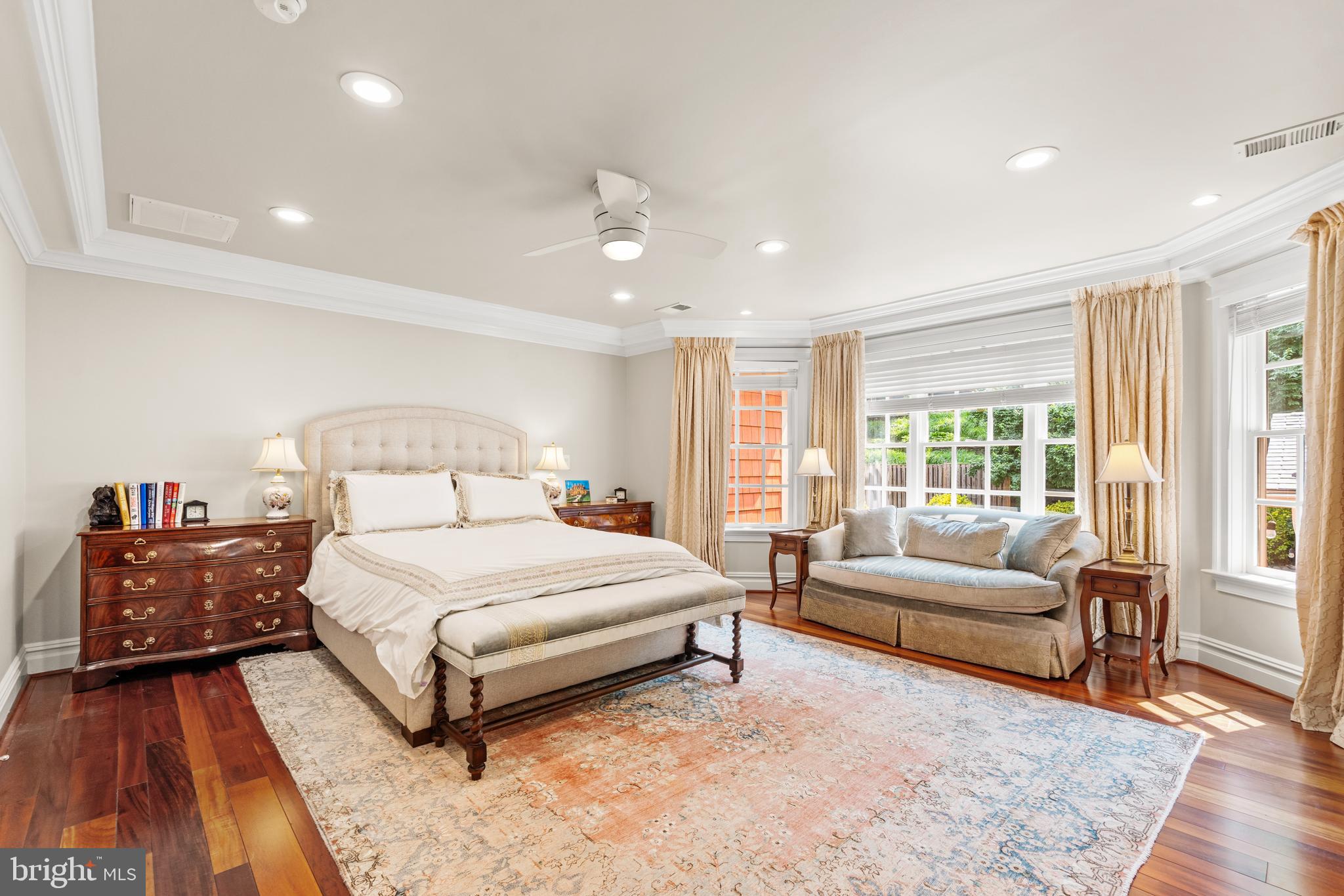 3107 Russell Road Alexandria, VA 22305 - Photo 37 of 90 Primary Suite #1- upper level