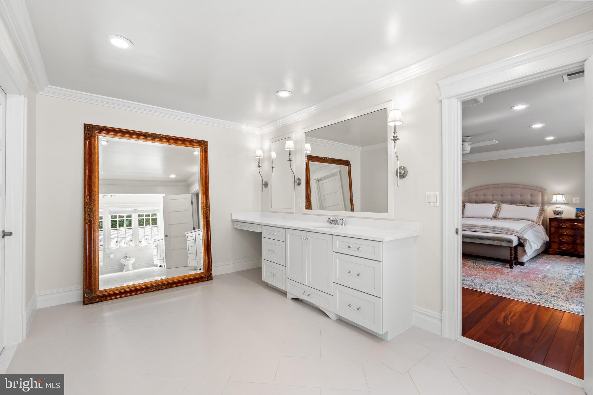 3107 Russell Road Alexandria, VA 22305 - Photo 40 of 90 Primary Bath