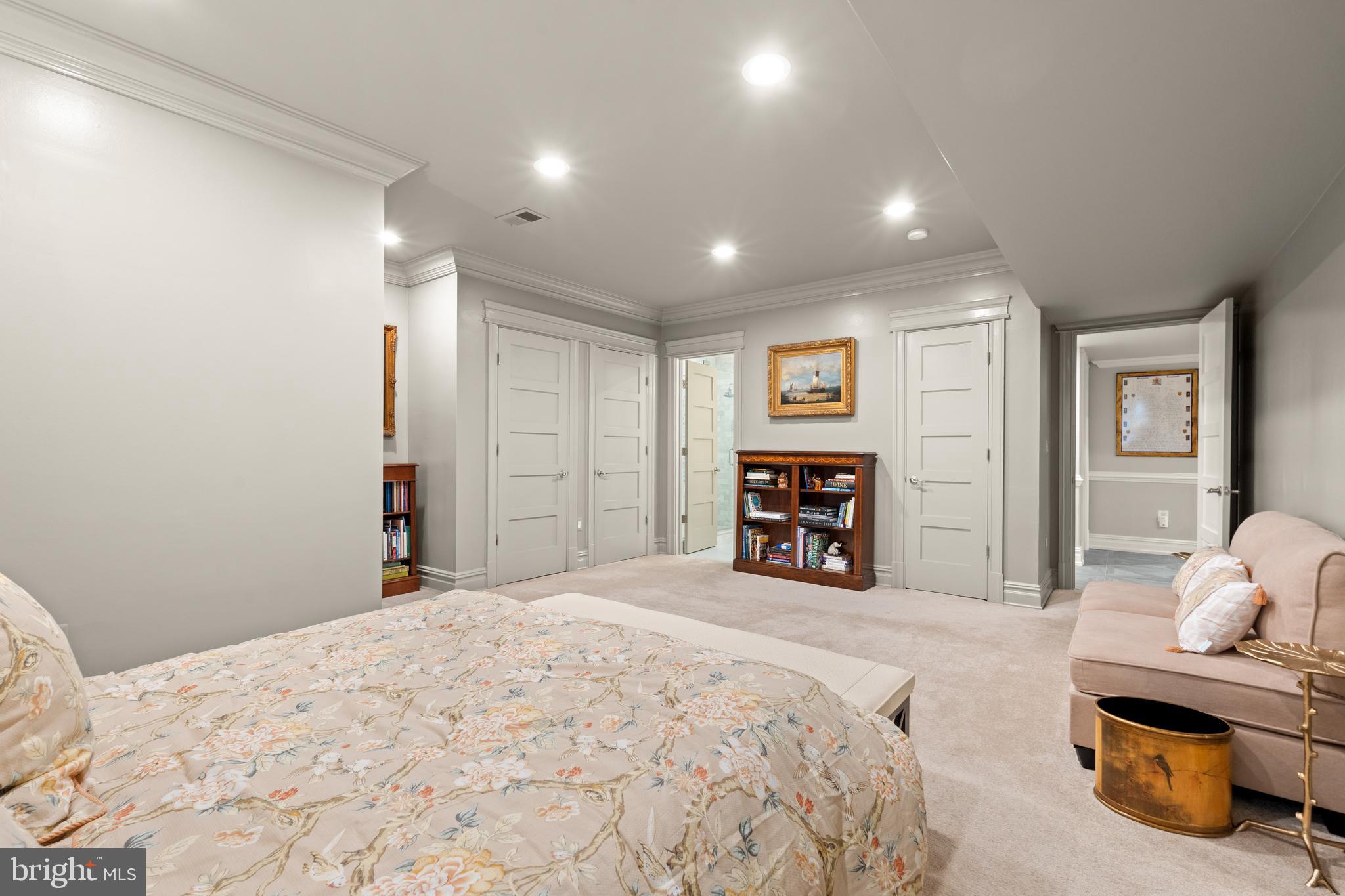 3107 Russell Road Alexandria, VA 22305 - Photo 68 of 90 Primary Suite 3