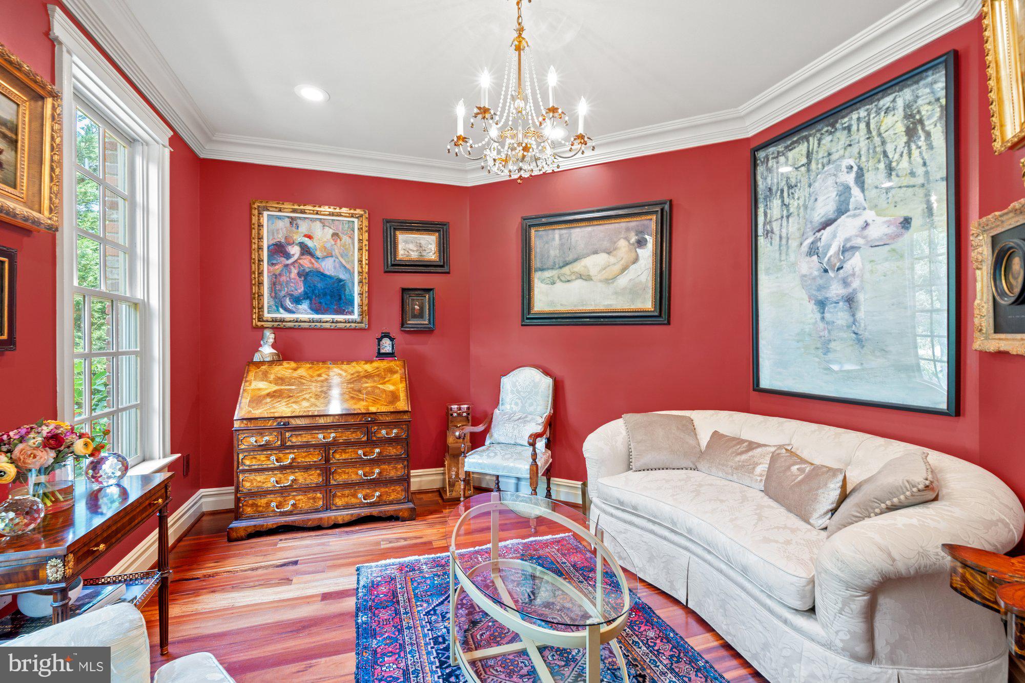 3107 Russell Road Alexandria, VA 22305 - Photo 9 of 90 Library/ Parlor