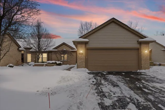 $480,000 | 4853 Lone Oak Court, Ann Arbor, MI 48108