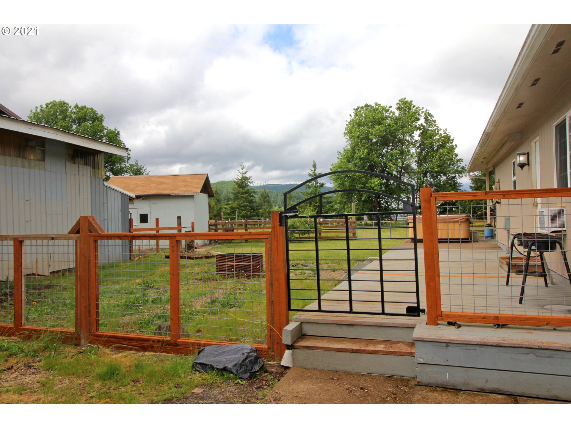 90612 Nadeau Road Springfield, OR 97478 - Photo 25 of 32