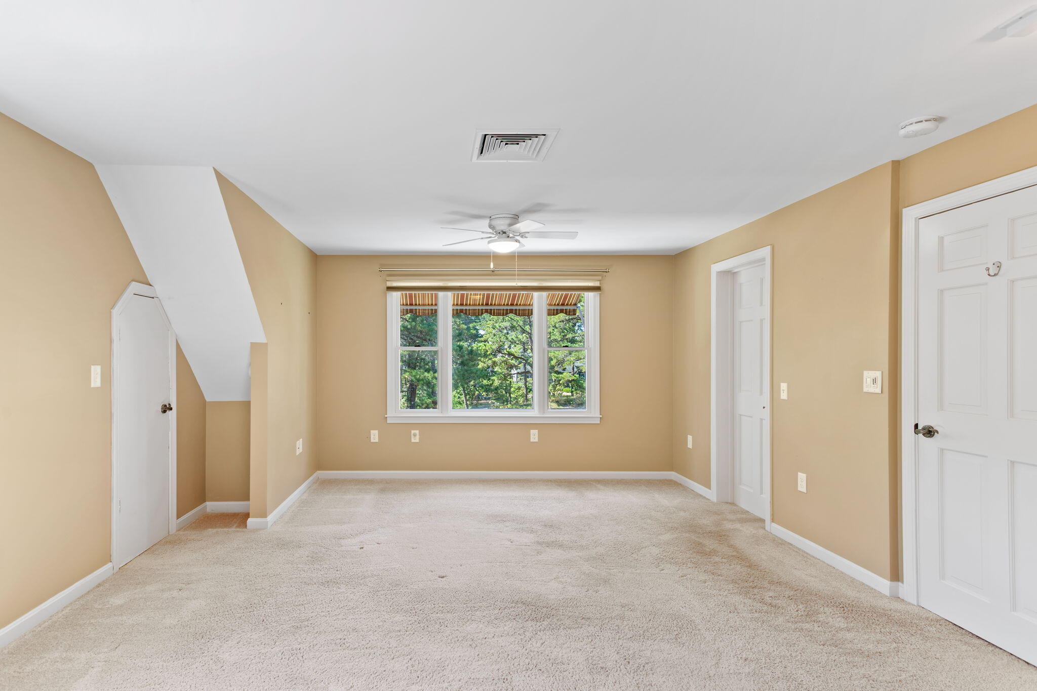 45 Spring Tide Lane Eastham, MA 02642 - Photo 17 of 41 Primary bedroom