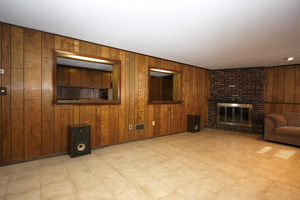 15 Whitney Road Peabody, MA 01960 - Photo 12 of 18 Gallery Image 12