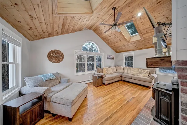 $570,000 | 13 Dolge Court, Oxford, MA 01540