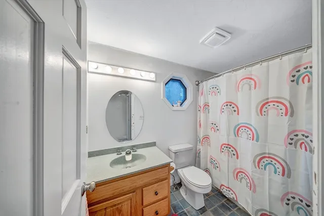 $570,000 | 13 Dolge Court, Oxford, MA 01540