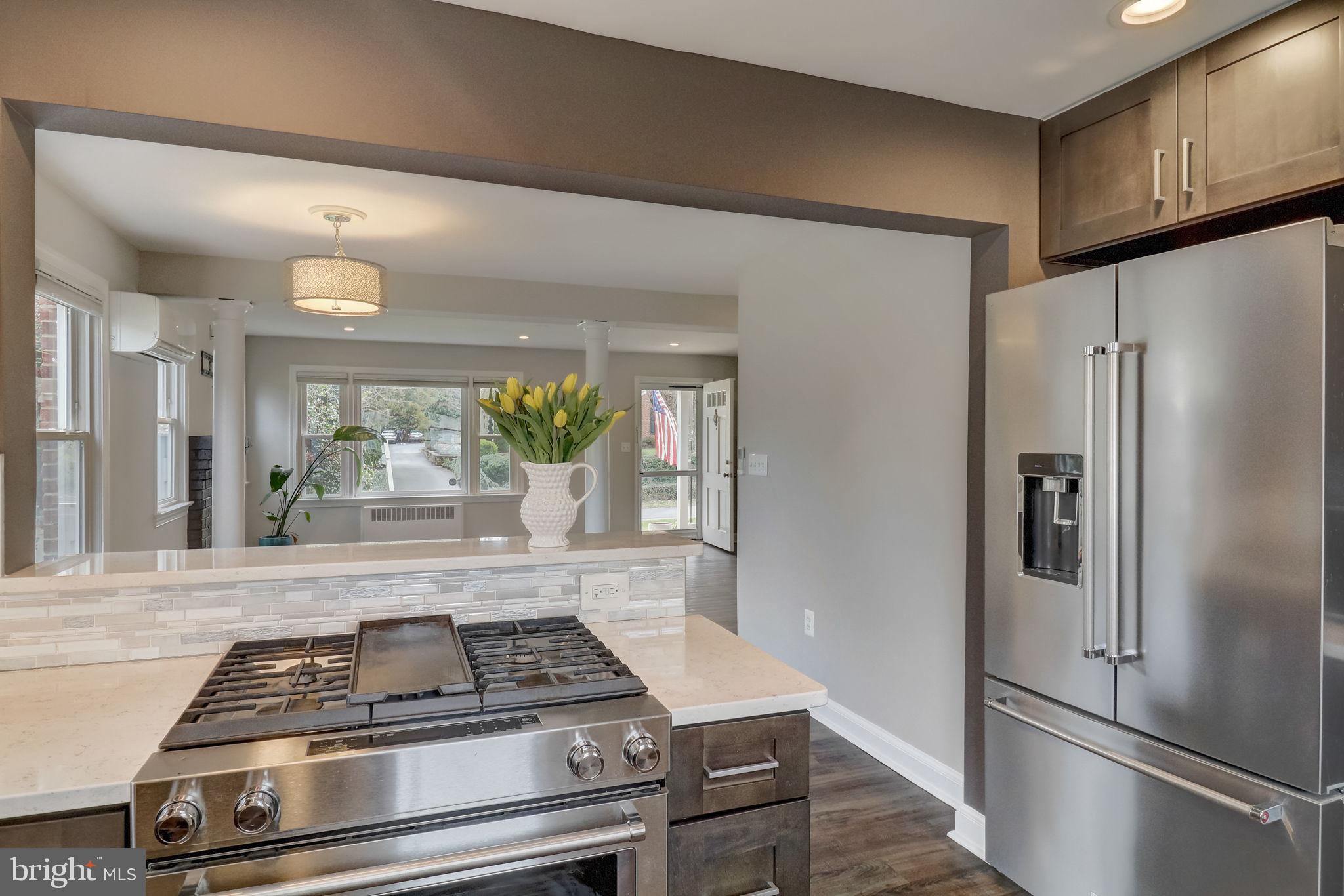 610 Edwards Ferry Road Northeast Leesburg, VA 20176 - Photo 11 of 36 Gallery Image 11