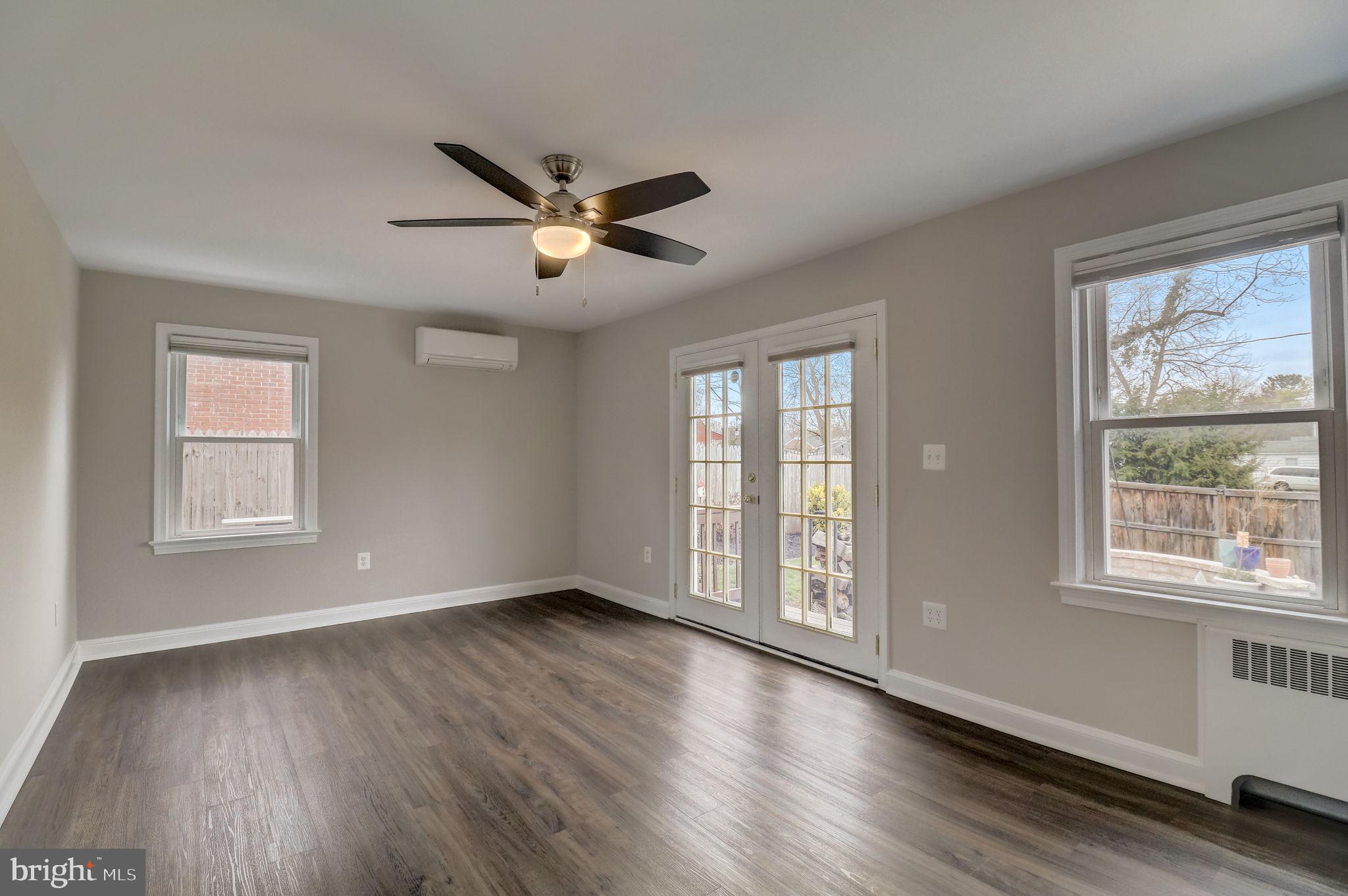 610 Edwards Ferry Road Northeast Leesburg, VA 20176 - Photo 14 of 36 Main level master suite