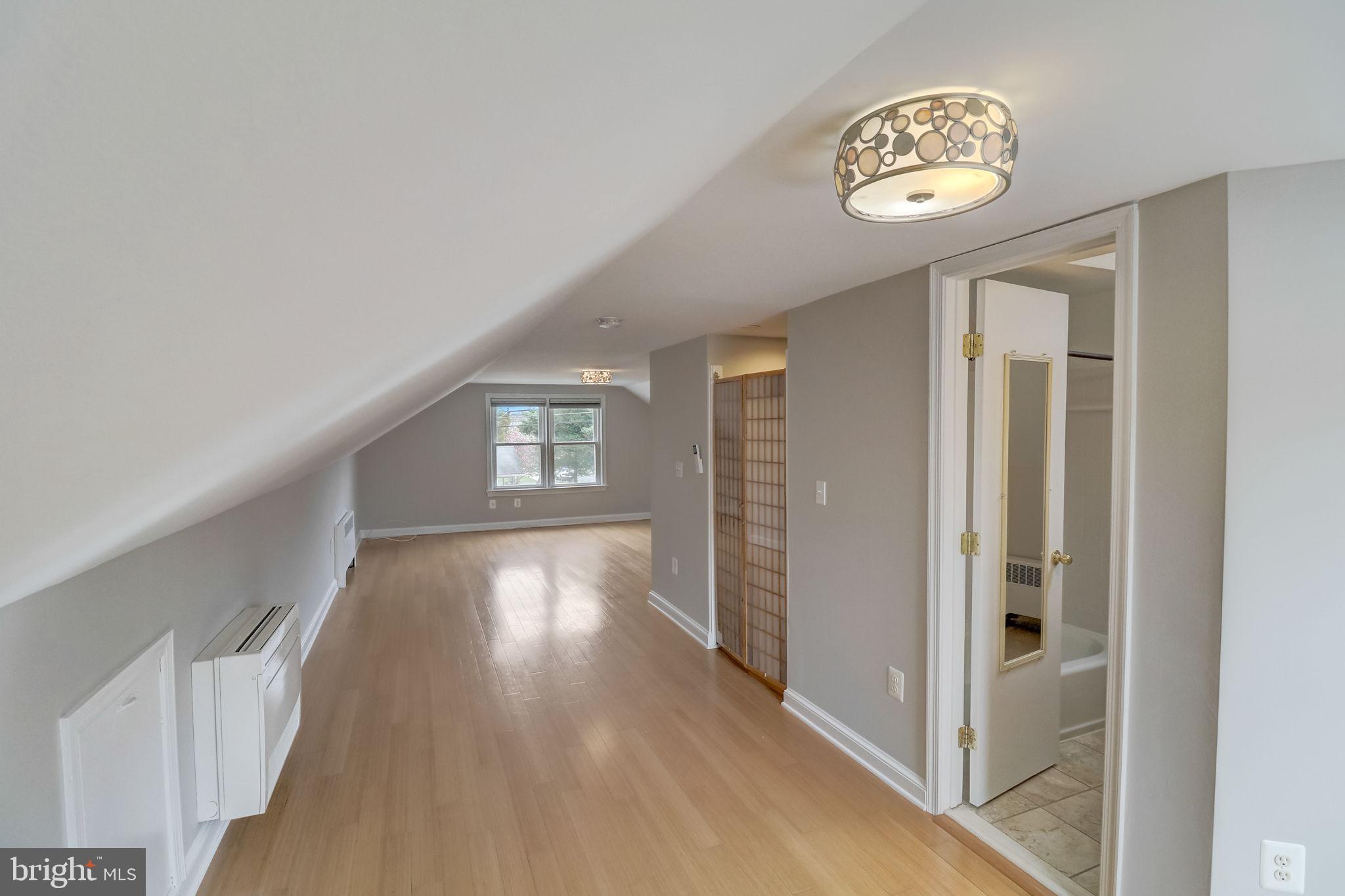 610 Edwards Ferry Road Northeast Leesburg, VA 20176 - Photo 22 of 36 Gallery Image 22