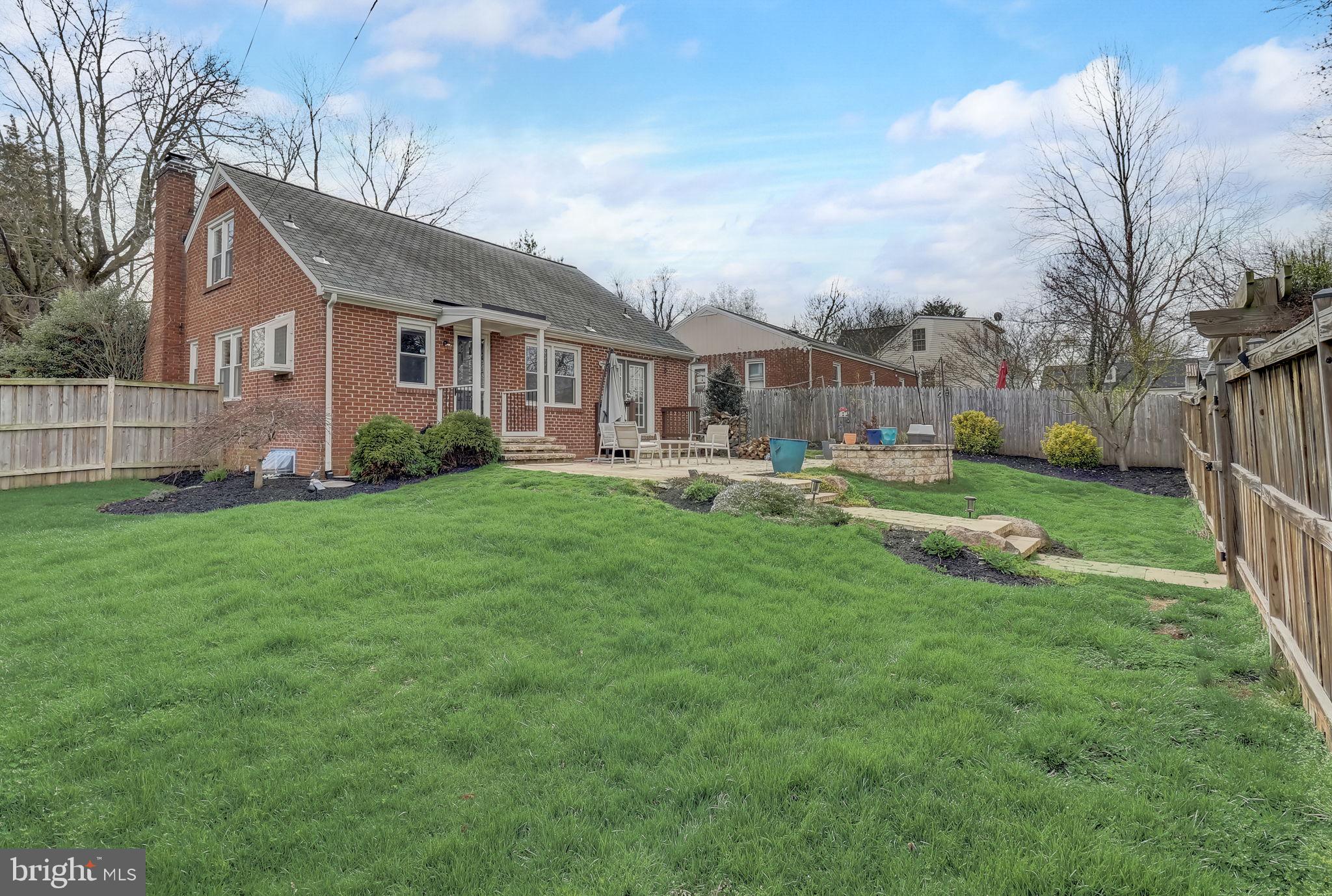 610 Edwards Ferry Road Northeast Leesburg, VA 20176 - Photo 27 of 36 Gallery Image 27