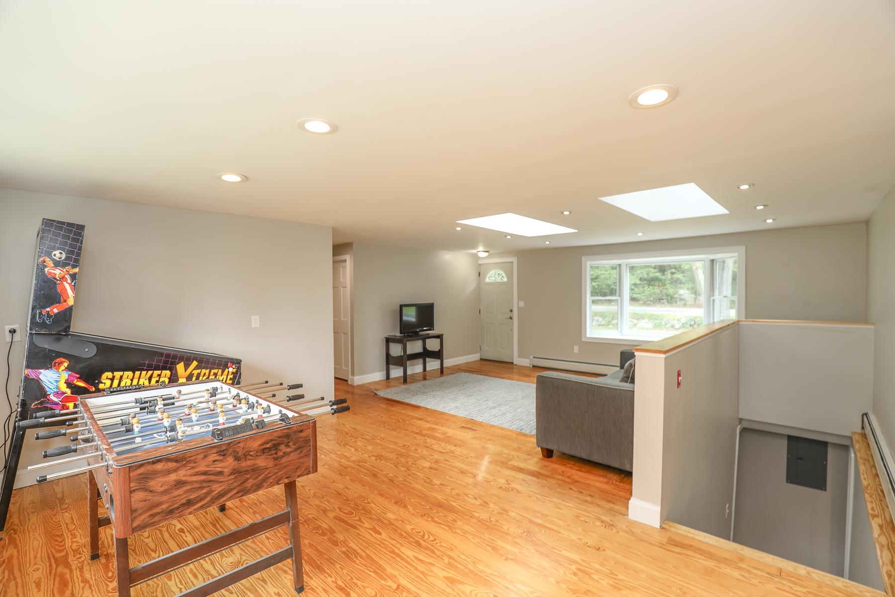102 Seaverns Bridge Road Merrimack, NH 03054 - Photo 11 of 40 Gallery Image 11