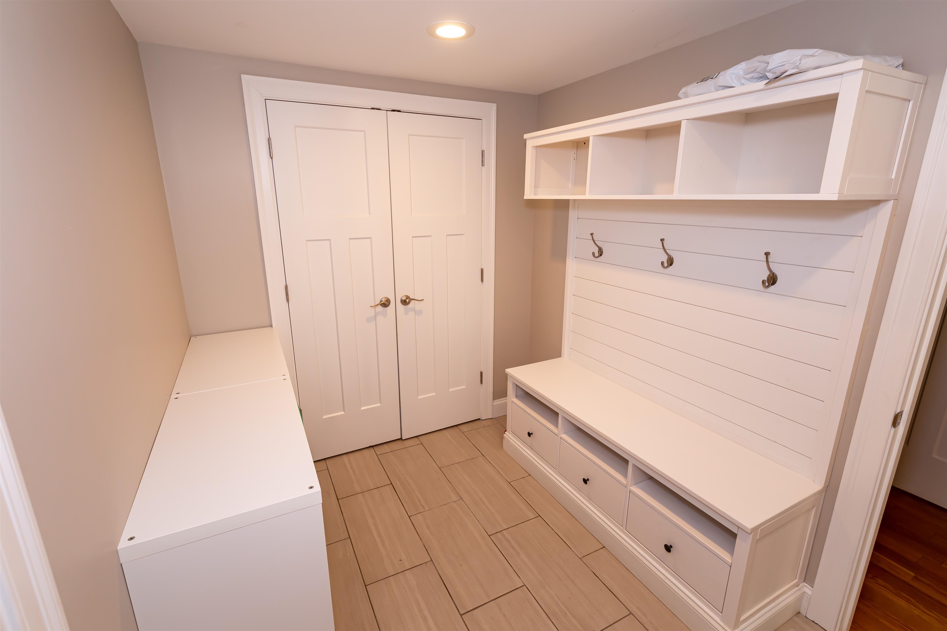 102 Seaverns Bridge Road Merrimack, NH 03054 - Photo 16 of 40 Gallery Image 16