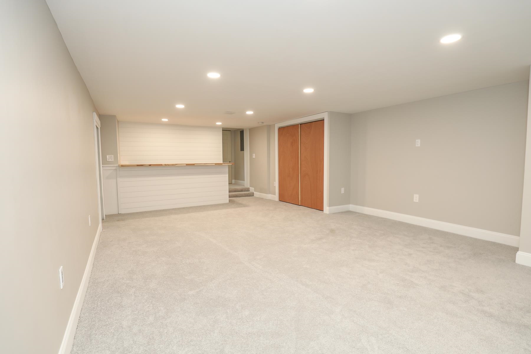 102 Seaverns Bridge Road Merrimack, NH 03054 - Photo 29 of 40 Gallery Image 29