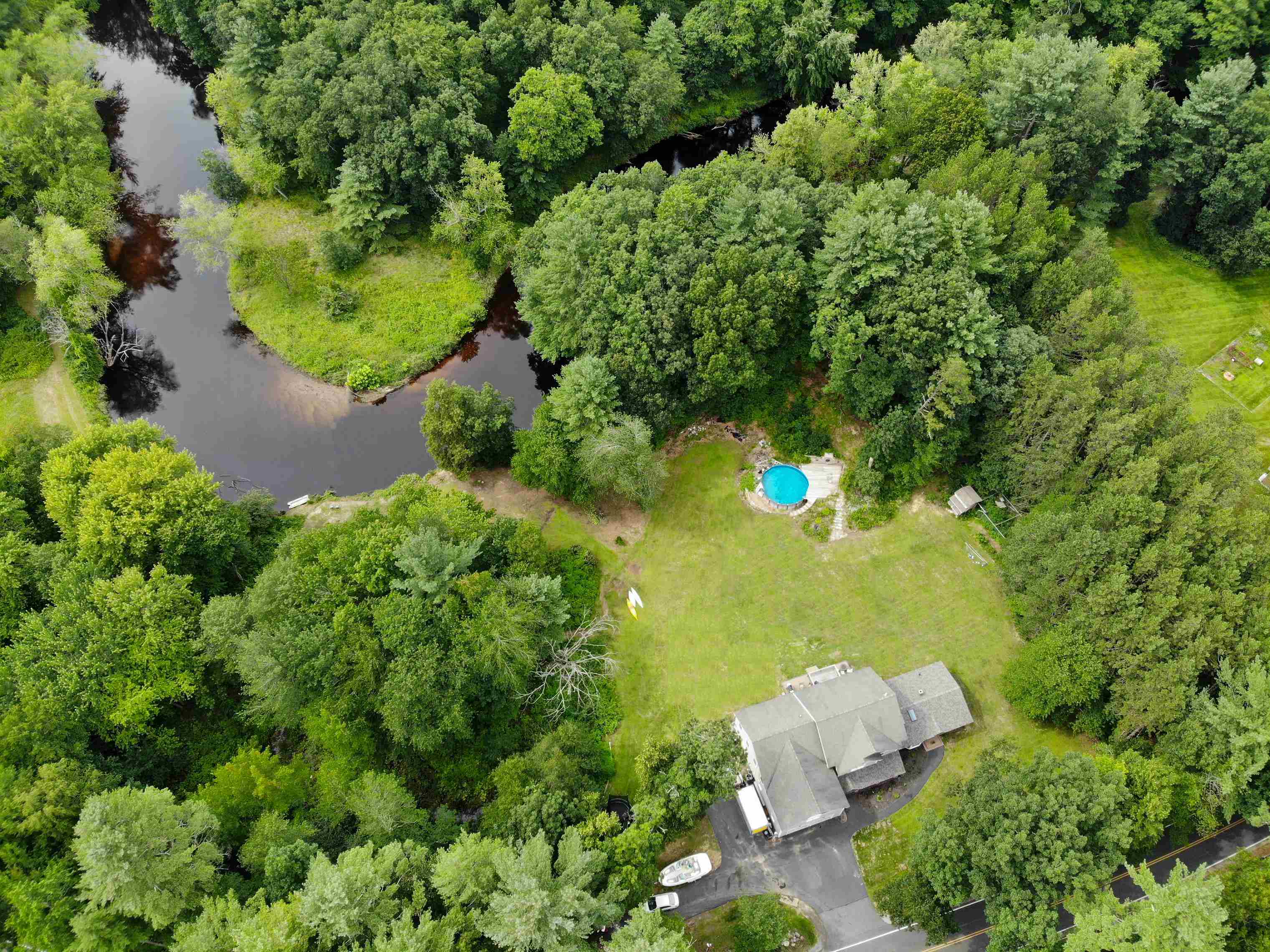 102 Seaverns Bridge Road Merrimack, NH 03054 - Photo 36 of 40 Gallery Image 36