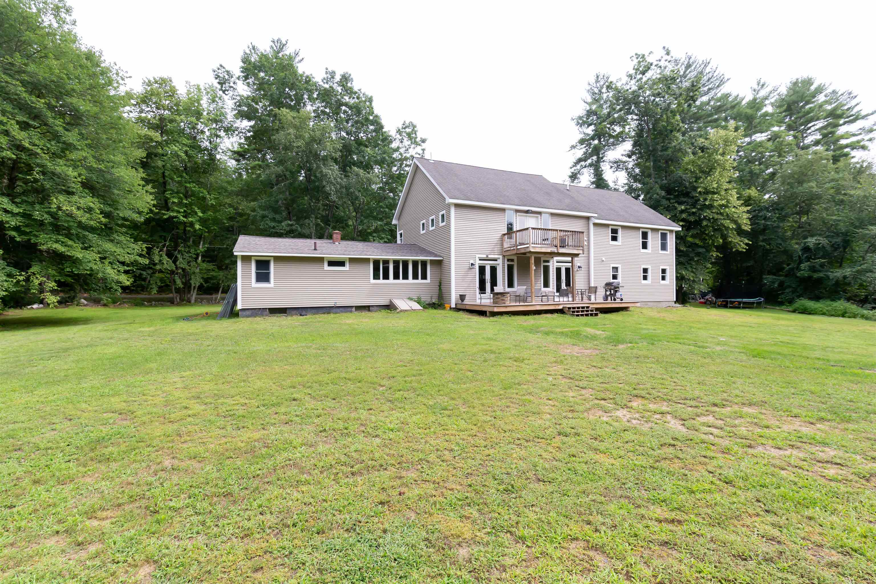 102 Seaverns Bridge Road Merrimack, NH 03054 - Photo 39 of 40 Gallery Image 39