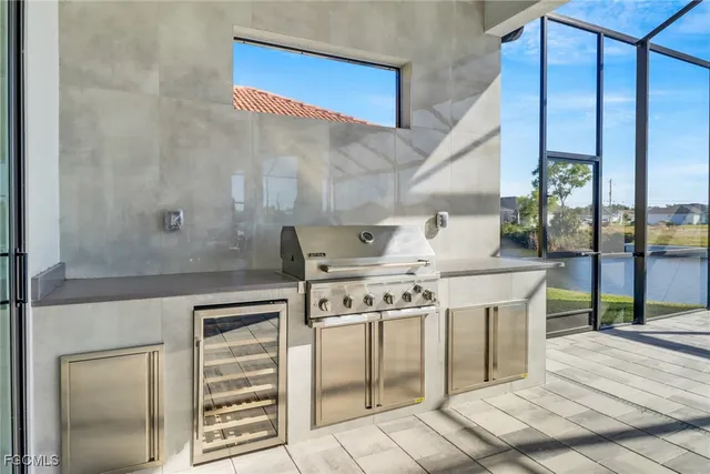 $830,000 | 104 Northeast 6th Street, Cape Coral, FL 33909