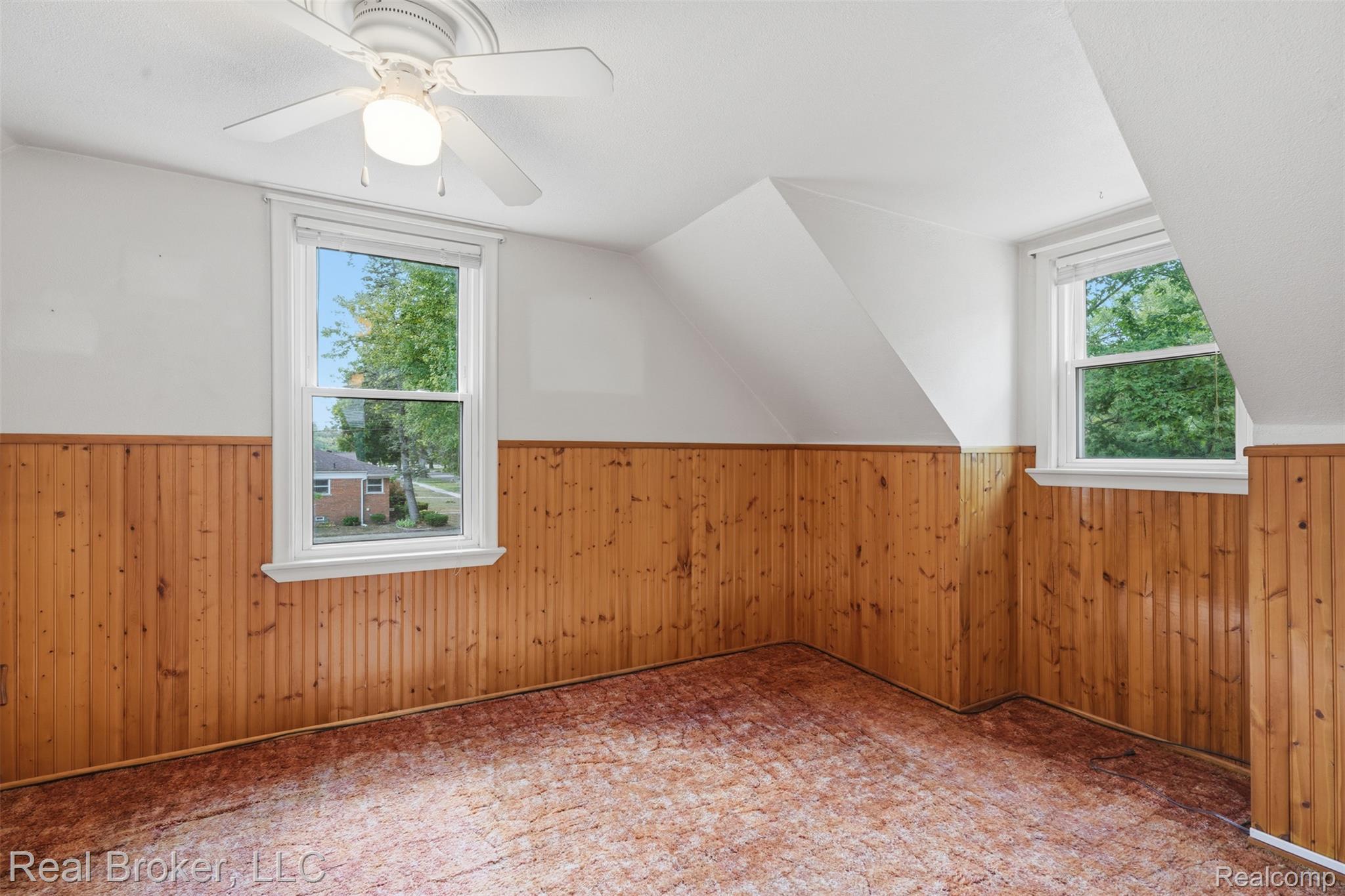 19410 Rensellor Street Livonia, MI 48152 - Photo 21 of 33 Bedroom #3 Upsatirs