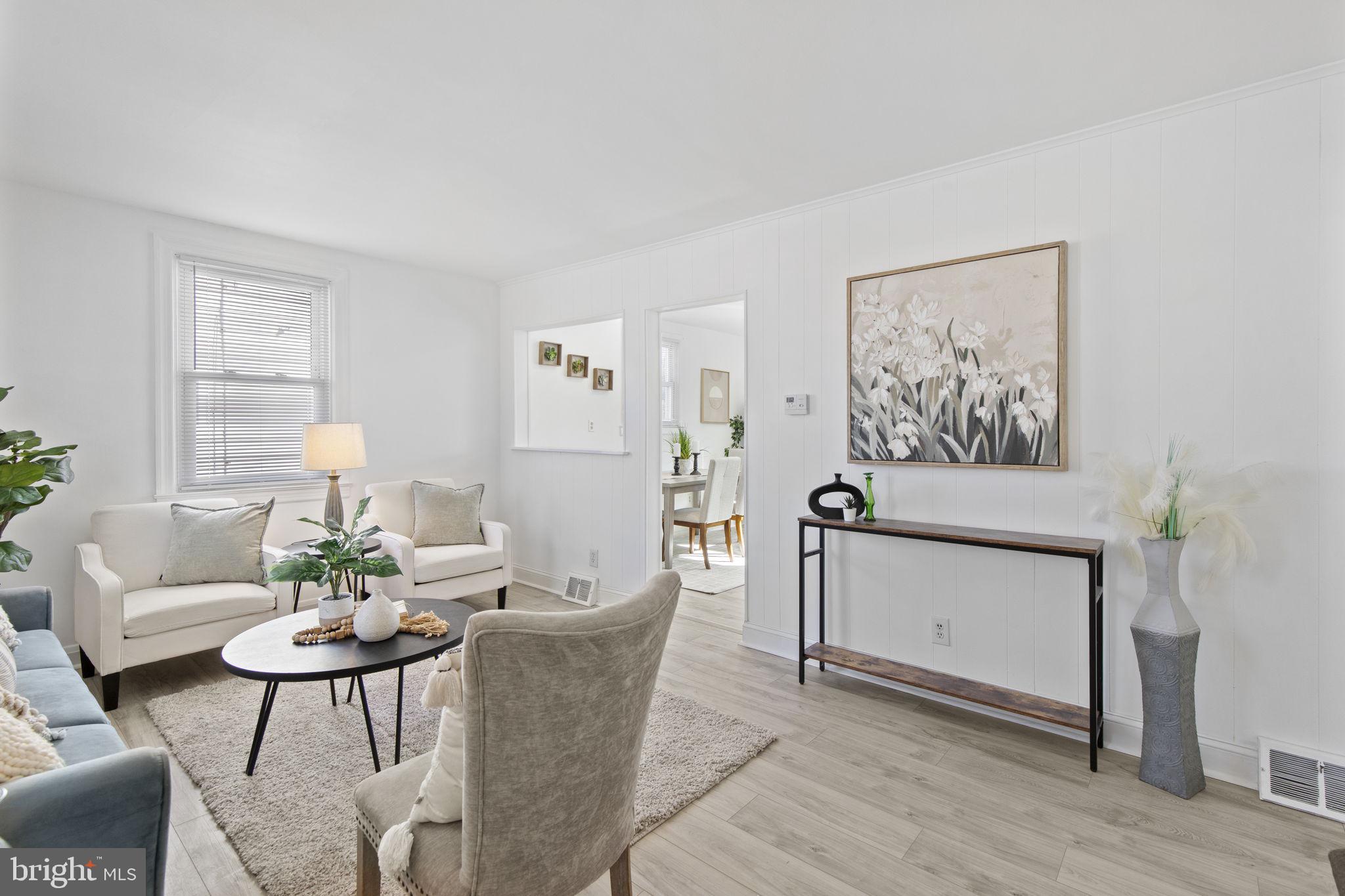 8105 Hillendale Road Baltimore, MD 21234 - Photo 4 of 39 a living room with furniture