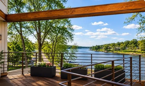 $825,000 | 125 Lakeshore Drive South, Lake Quivira, KS 66217