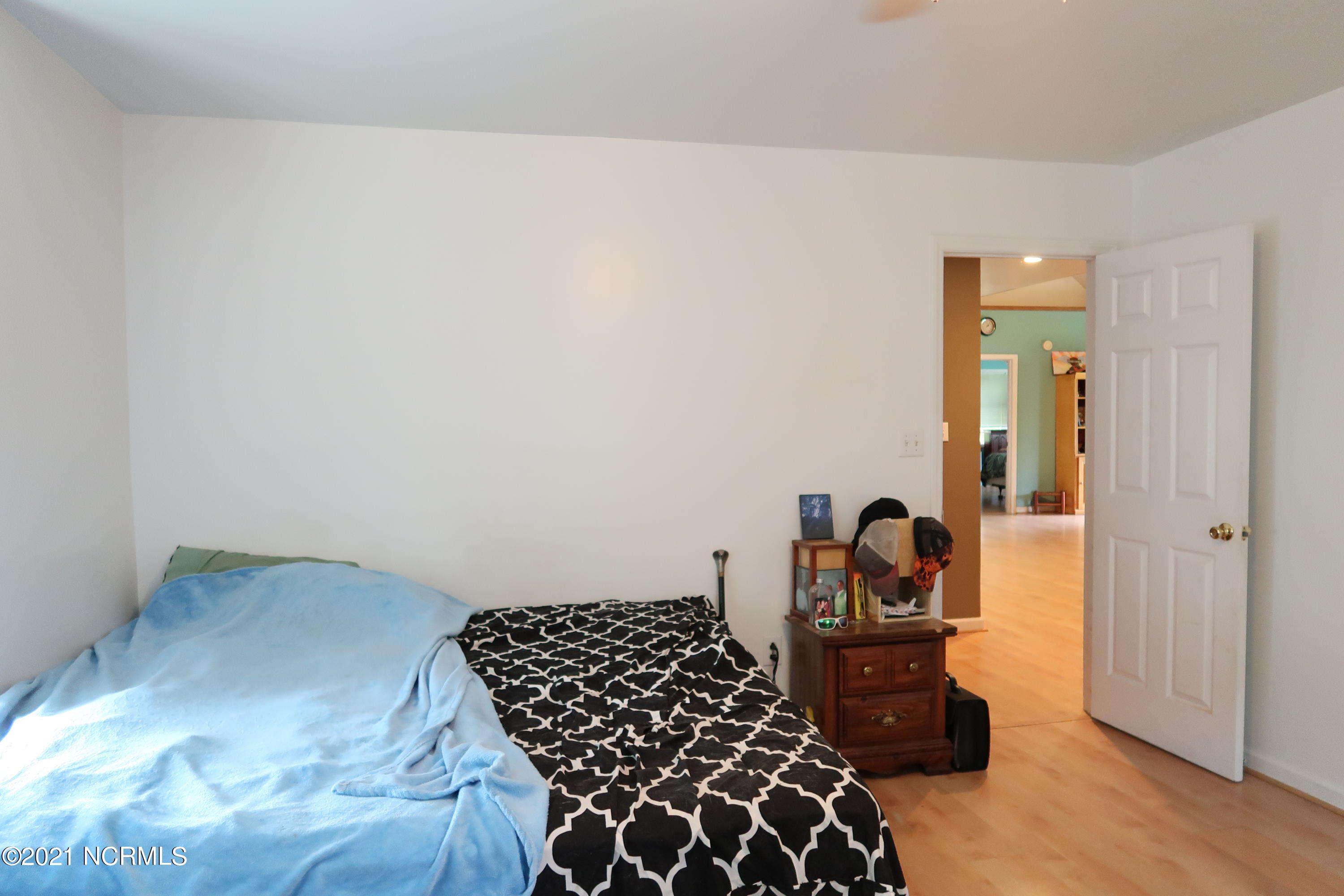 413 East Grantham Road New Bern, NC 28560 - Photo 35 of 56 downstairs bedroom 2