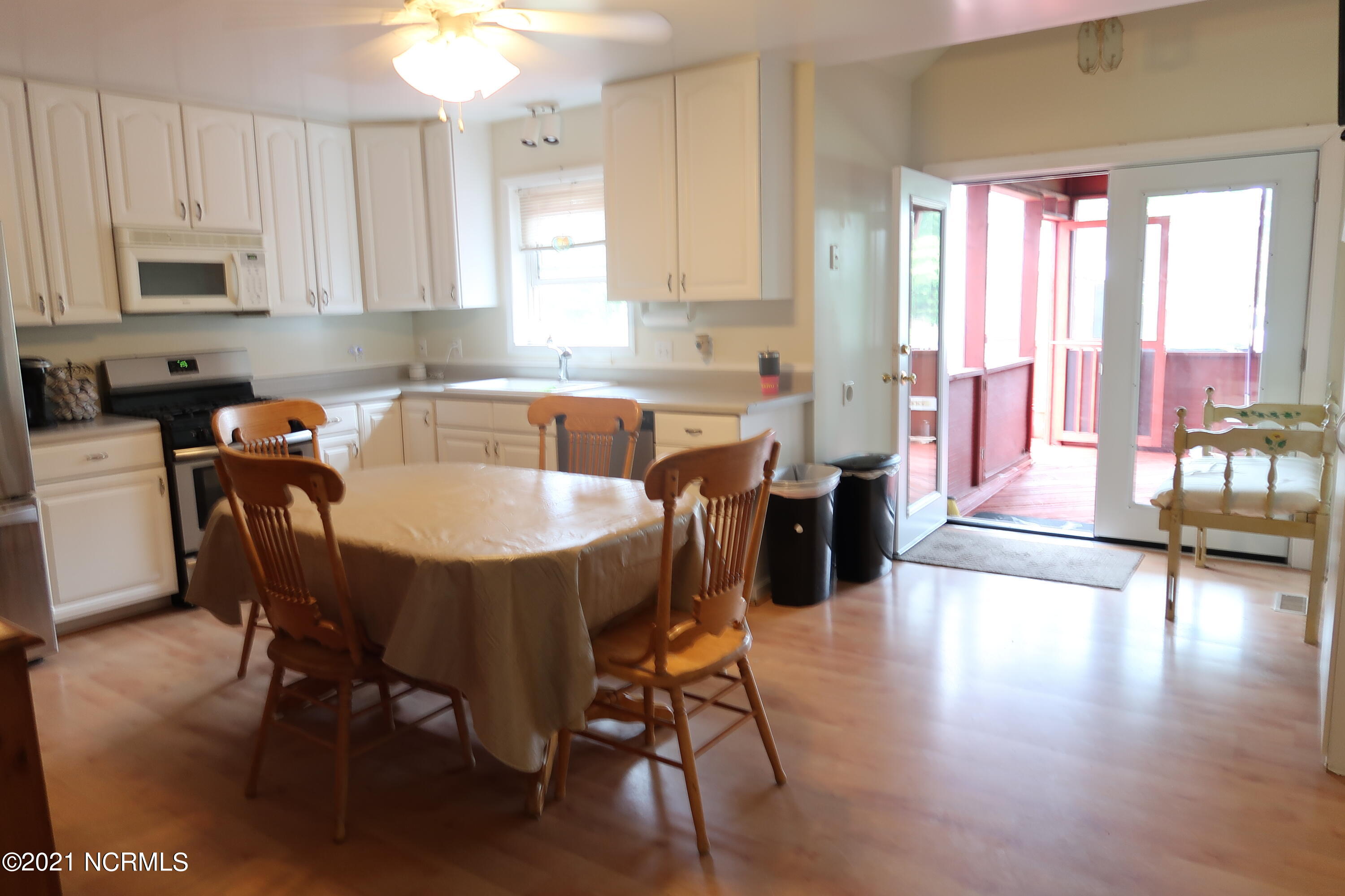 413 East Grantham Road New Bern, NC 28560 - Photo 9 of 56 kitchen/porch view