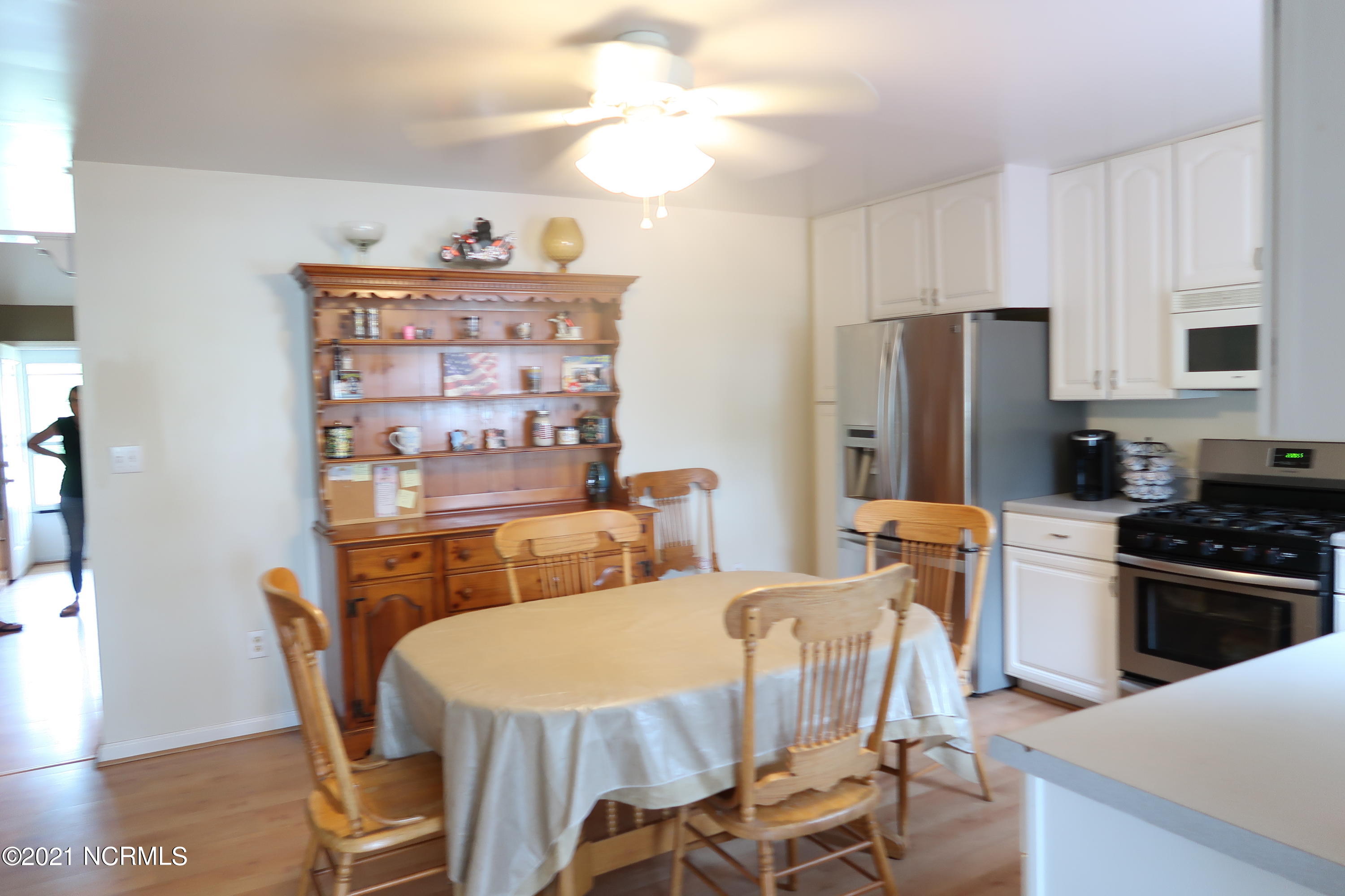 413 East Grantham Road New Bern, NC 28560 - Photo 10 of 56 kitchen