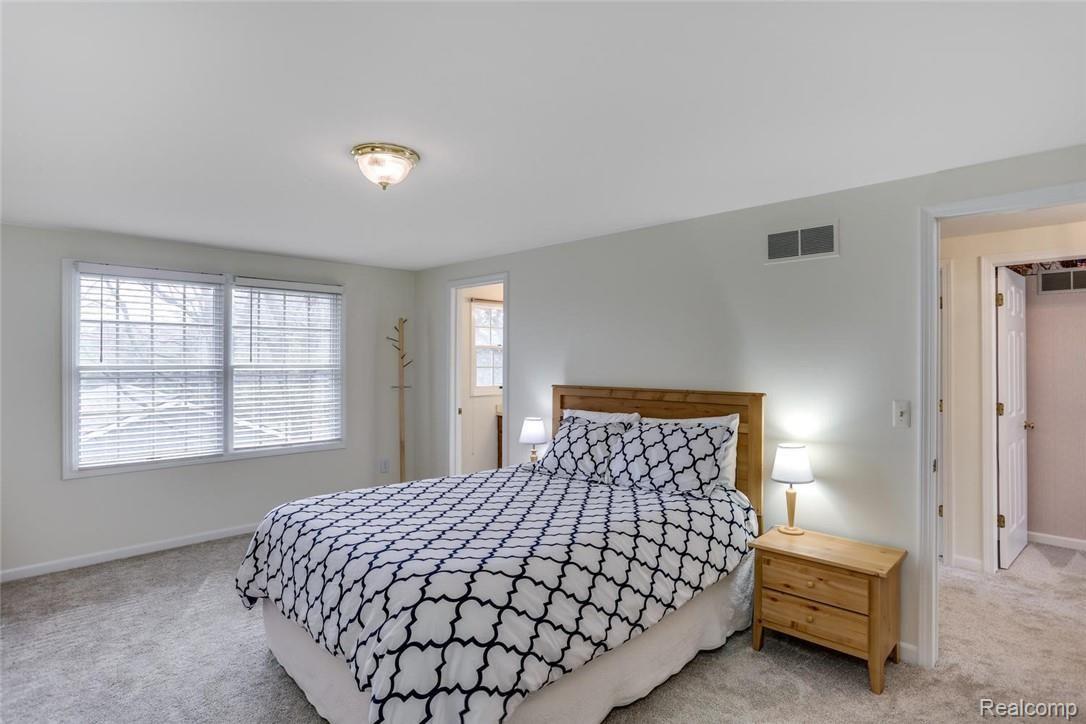 826 Miller Avenue Rochester, MI 48307 - Photo 14 of 22 826 Miller Ave Rochester MI-large-008-1-826 Miller Rochester00008-1500x1000-72dpi.jpg