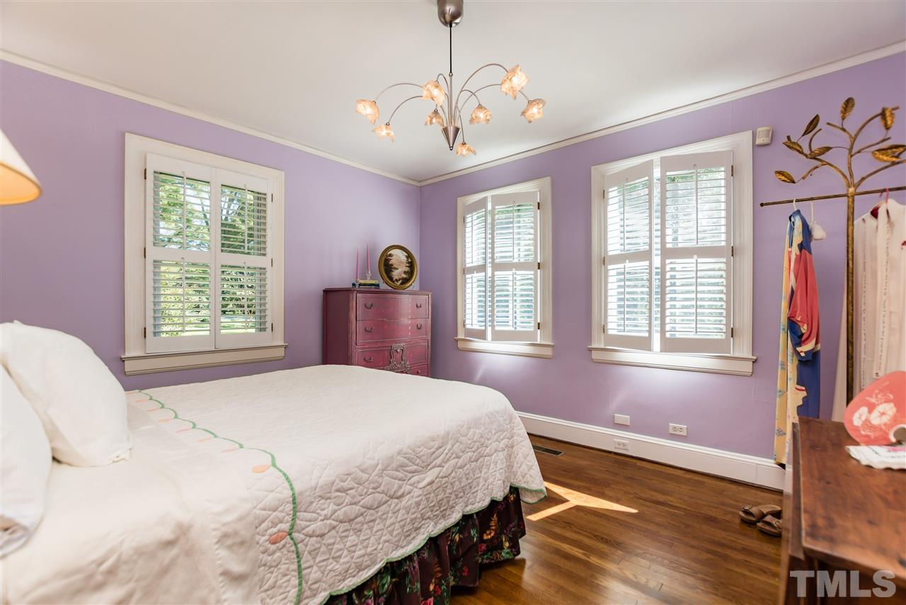 3024 Hope Valley Road Durham, NC 27707 - Photo 15 of 25 Gallery Image 15