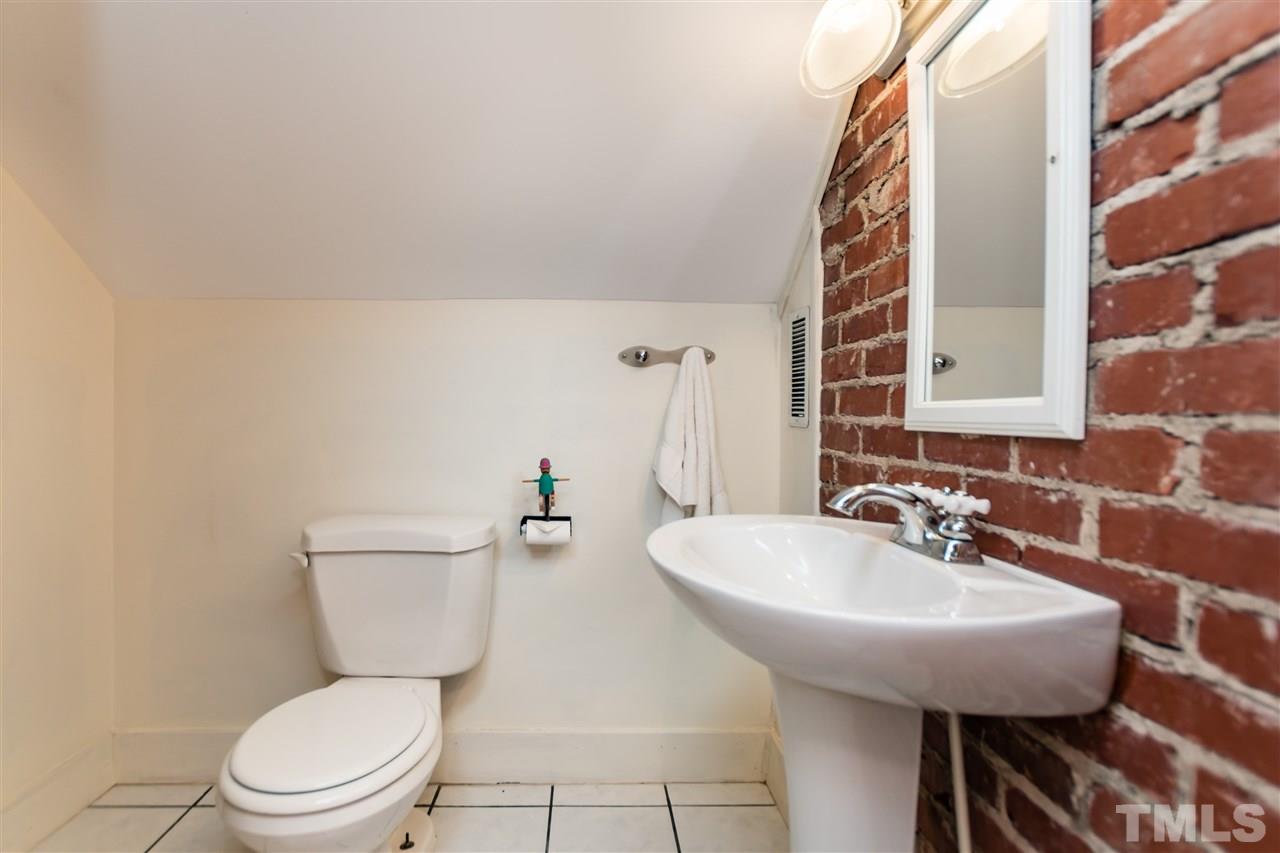 3024 Hope Valley Road Durham, NC 27707 - Photo 19 of 25 Gallery Image 19