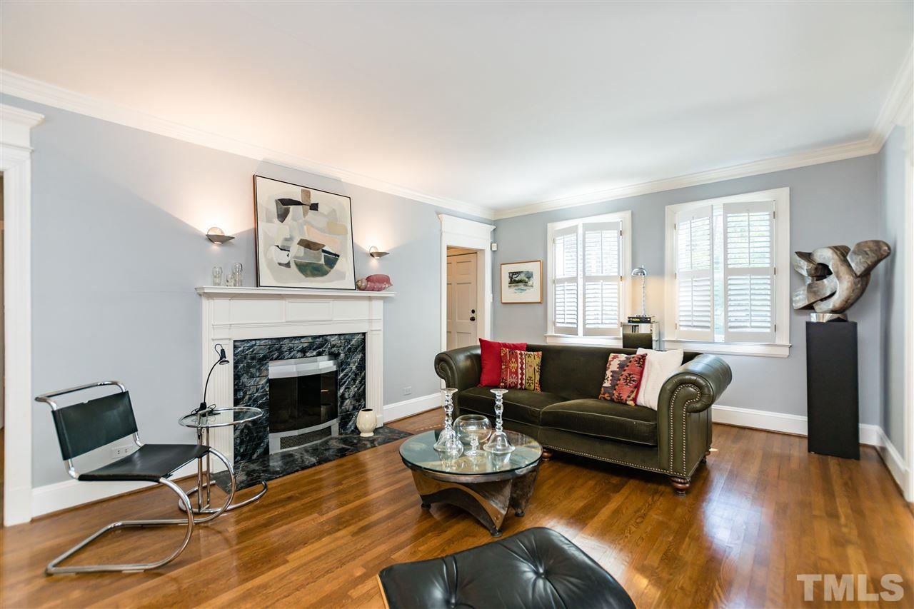 3024 Hope Valley Road Durham, NC 27707 - Photo 4 of 25 Gallery Image 4