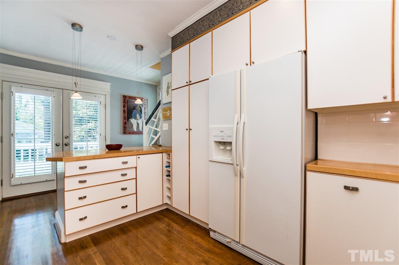 3024 Hope Valley Road Durham, NC 27707 - Photo 10 of 25 Gallery Image 10
