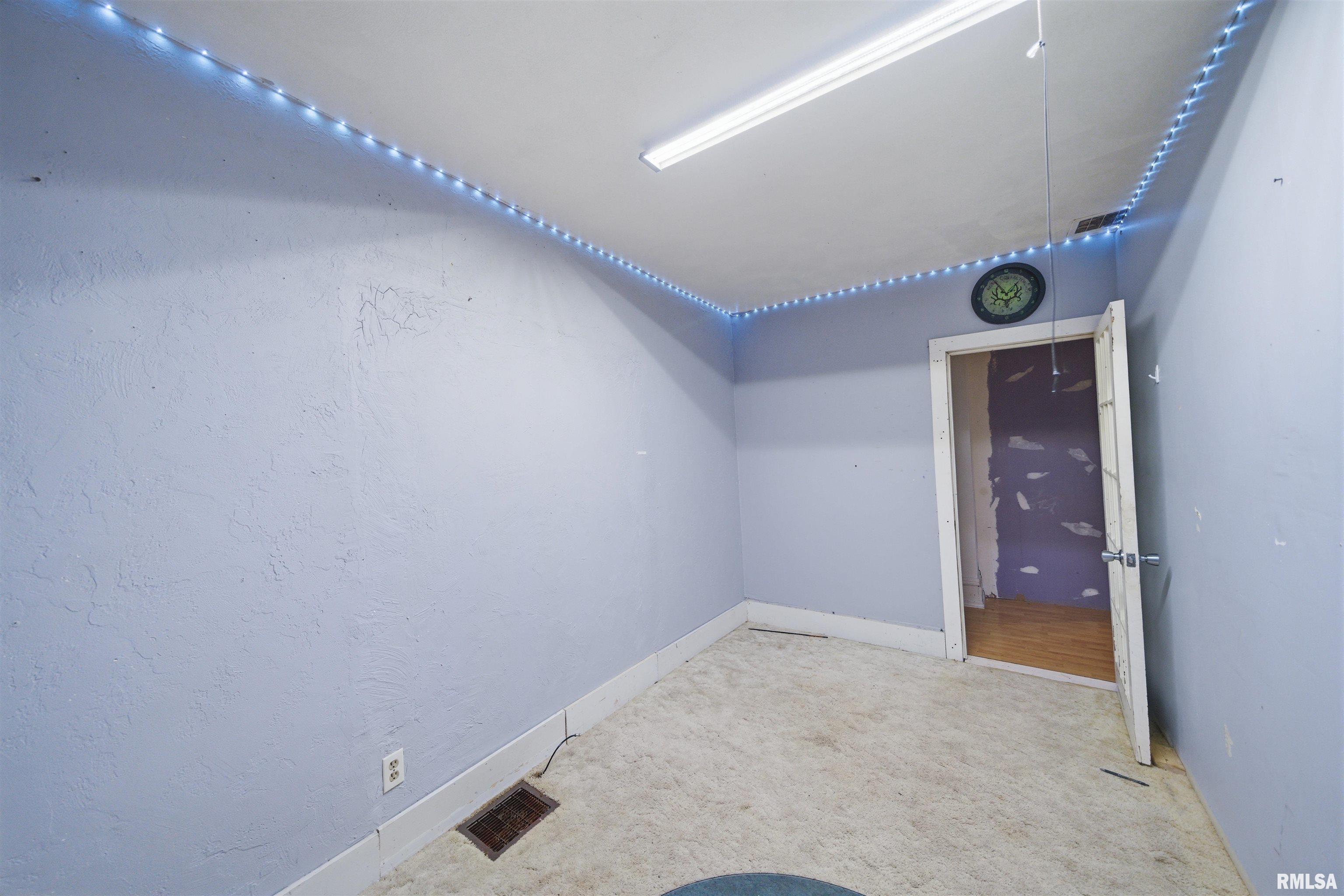 806 West 4th Street Delavan, IL 61734 - Photo 18 of 35