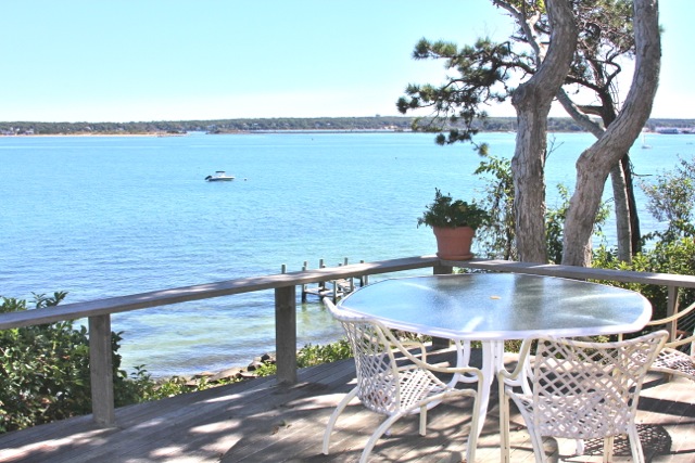 47 Harbor View Road Vineyard Haven, MA 02568 - Photo 17 of 26 Gallery Image 17