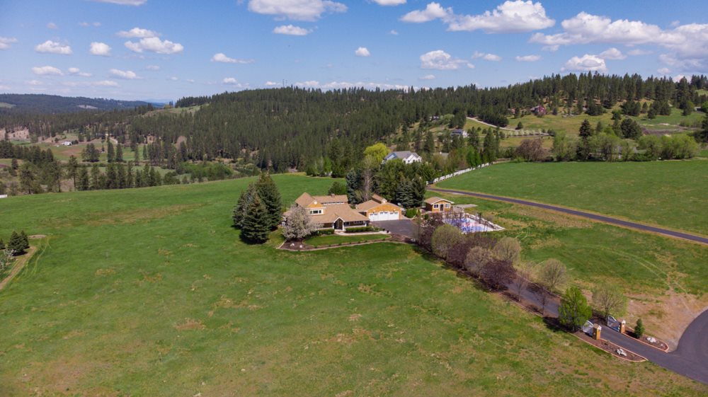 11608 South Baltimore Road Spokane, WA 99223 - Photo 18 of 20 Gallery Image 18