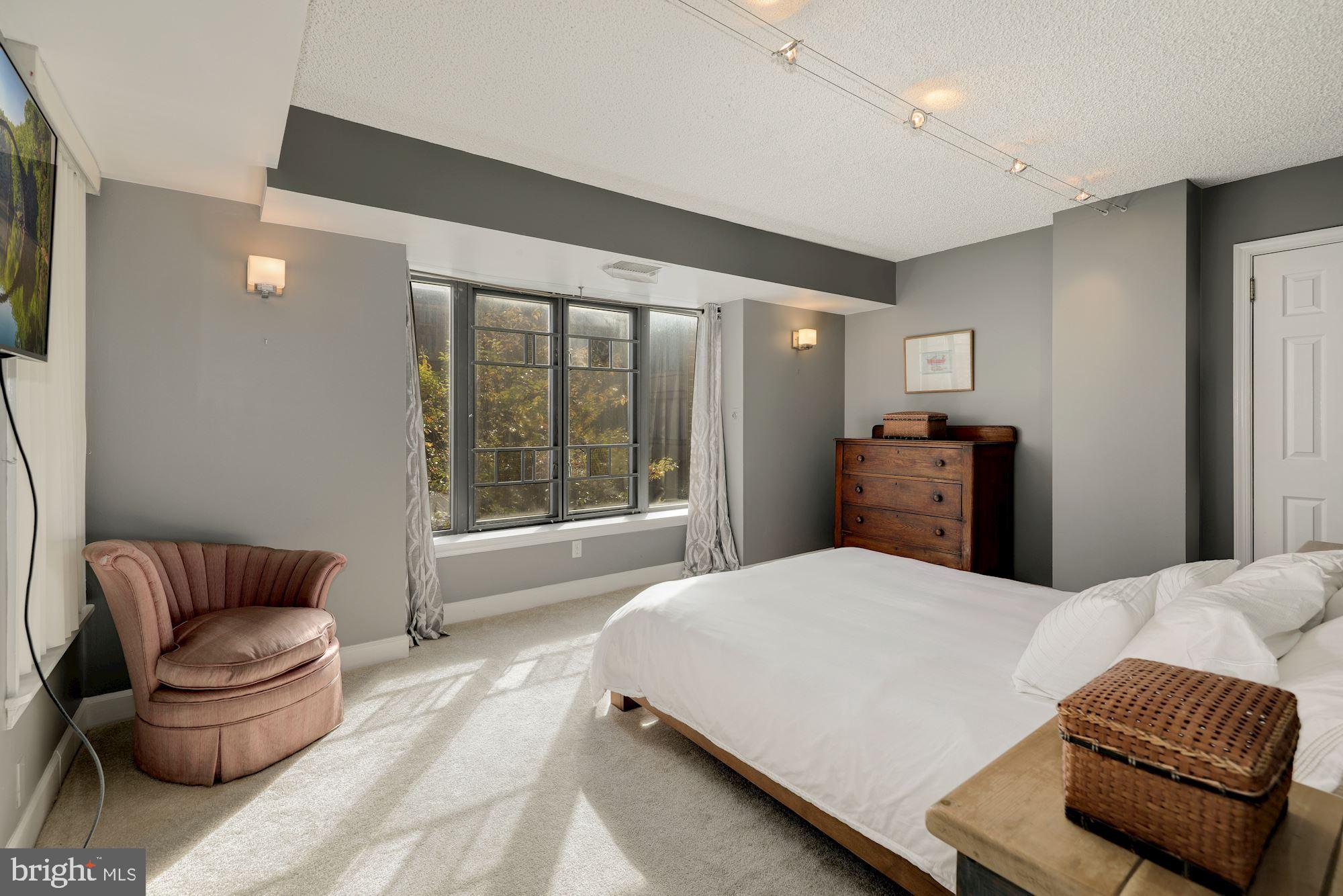 1080 Wisconsin Avenue Northwest, Unit 2001 Washington, DC 20007 - Photo 15 of 27 Large Master Bedroom