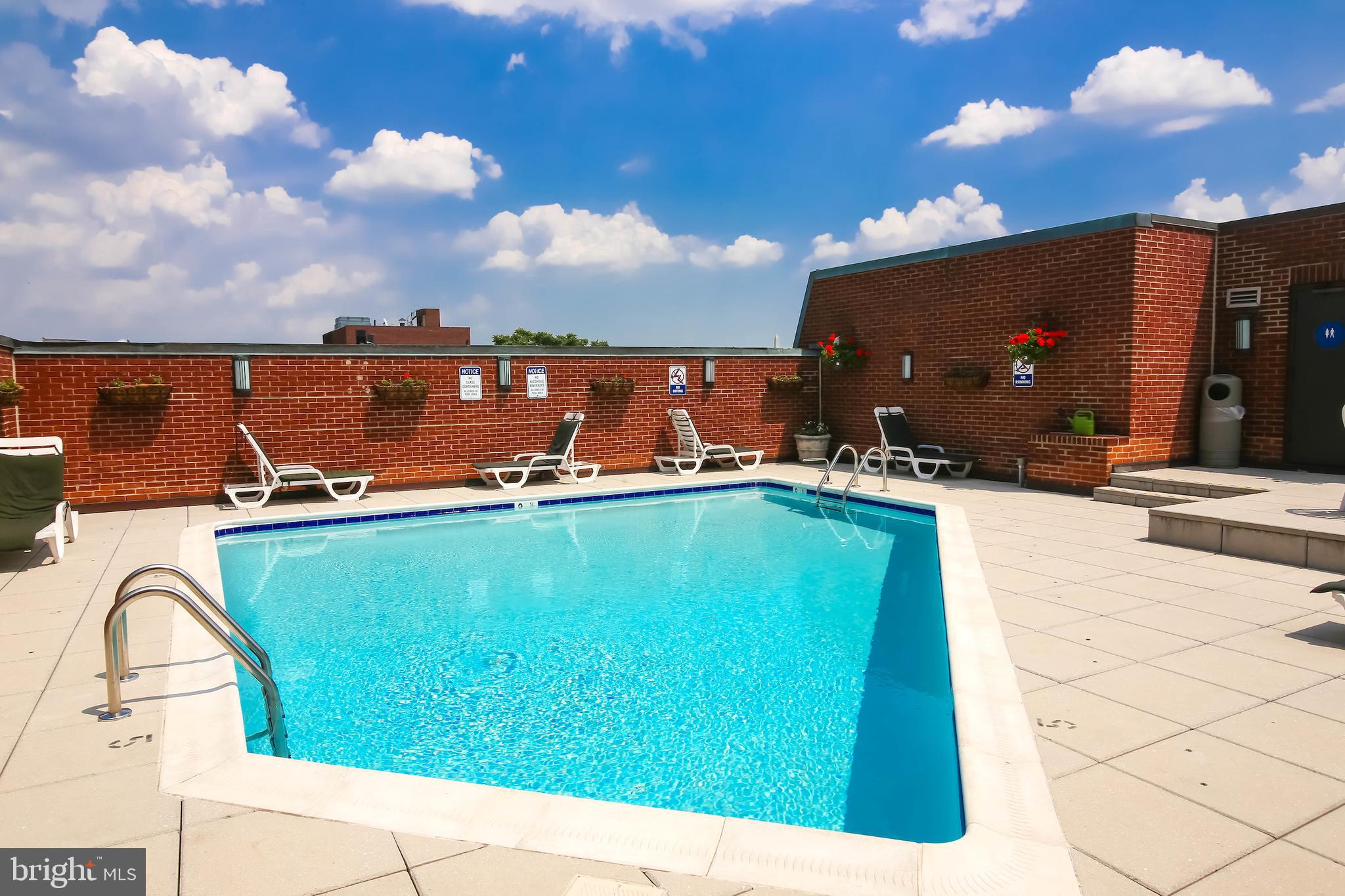 1080 Wisconsin Avenue Northwest, Unit 2001 Washington, DC 20007 - Photo 22 of 27 Outdoor Pool