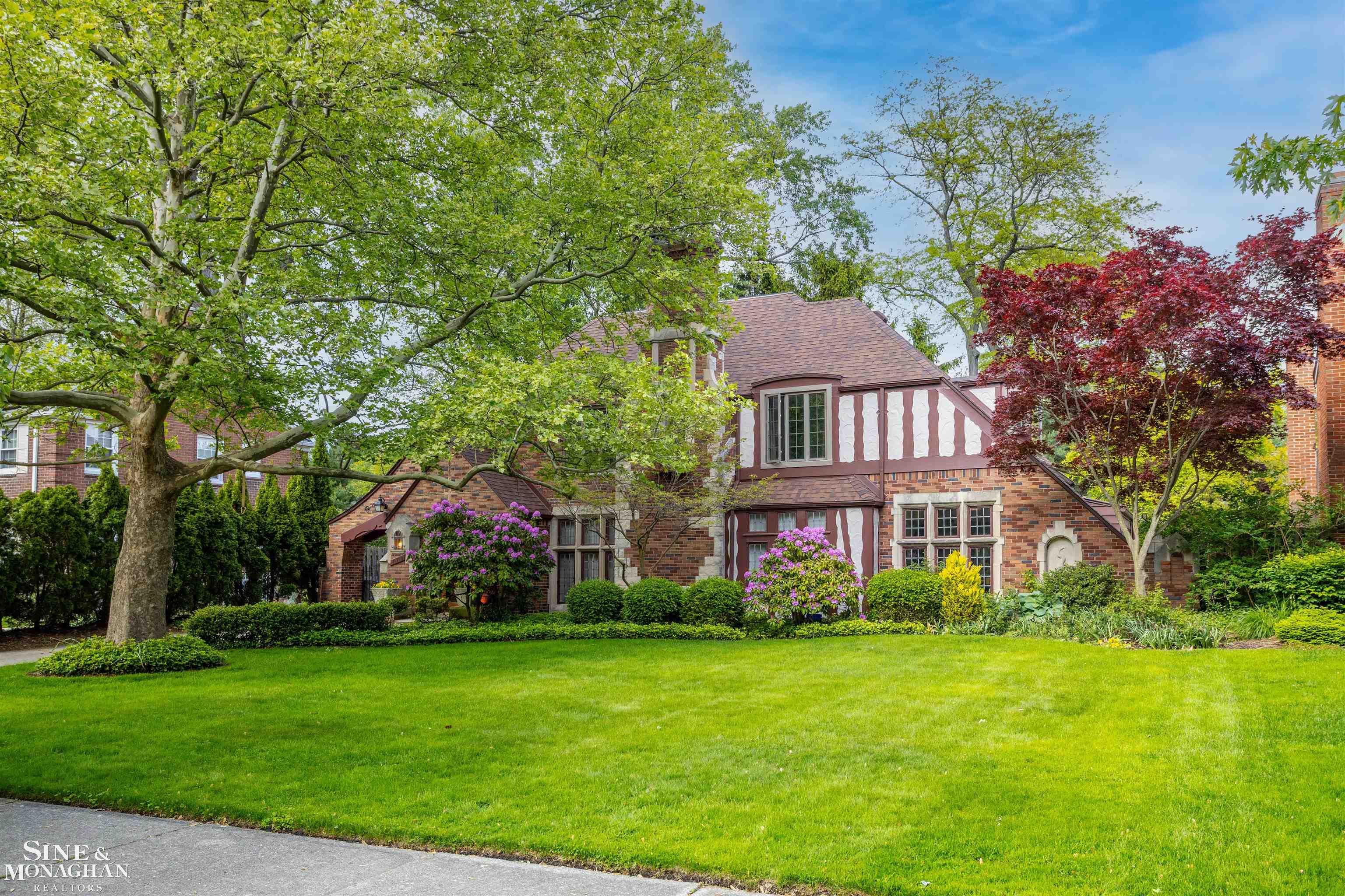 770 Pemberton Road Grosse Pointe Park, MI 48230 - Photo 1 of 47