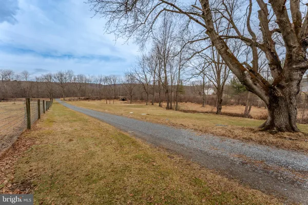 $750,000 | 30 Lime Kiln Drive, Andreas, PA 18211
