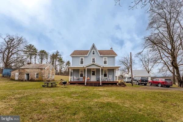$750,000 | 30 Lime Kiln Drive, Andreas, PA 18211