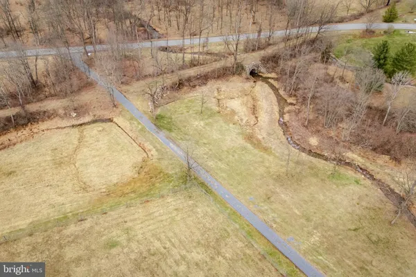 $750,000 | 30 Lime Kiln Drive, Andreas, PA 18211