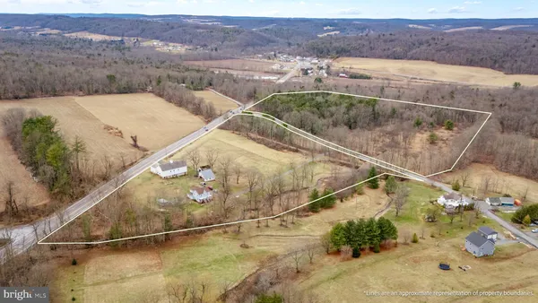 $750,000 | 30 Lime Kiln Drive, Andreas, PA 18211