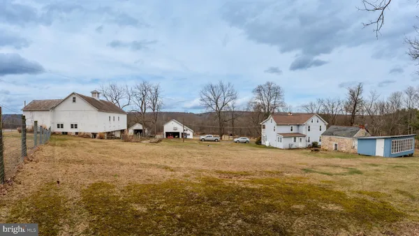 $750,000 | 30 Lime Kiln Drive, Andreas, PA 18211