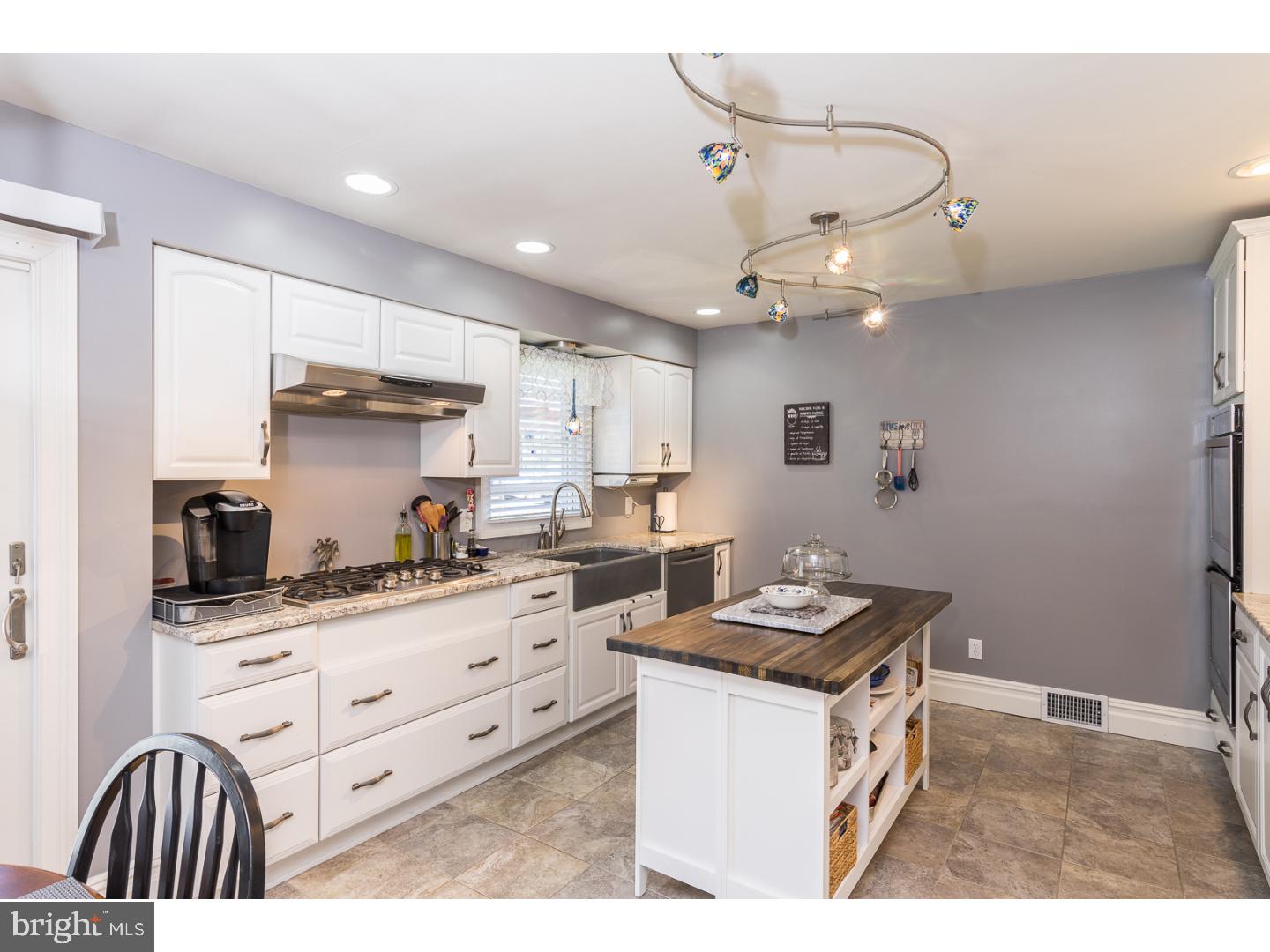 26 Stamford Road Hamilton, NJ 08619 - Photo 7 of 25