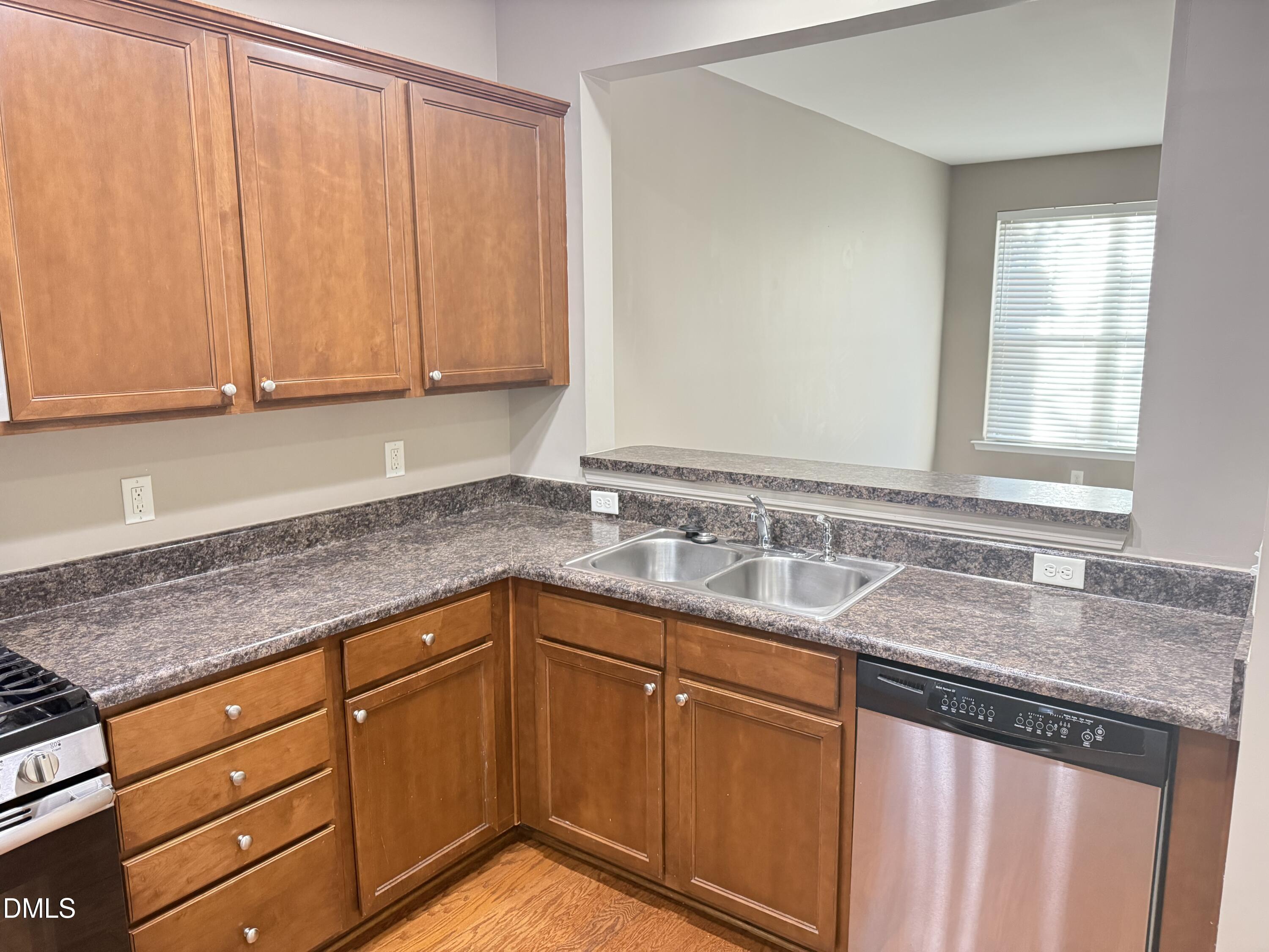 3102 Berkeley Springs Place Raleigh, NC 27616 - Photo 5 of 19 IMG_7021