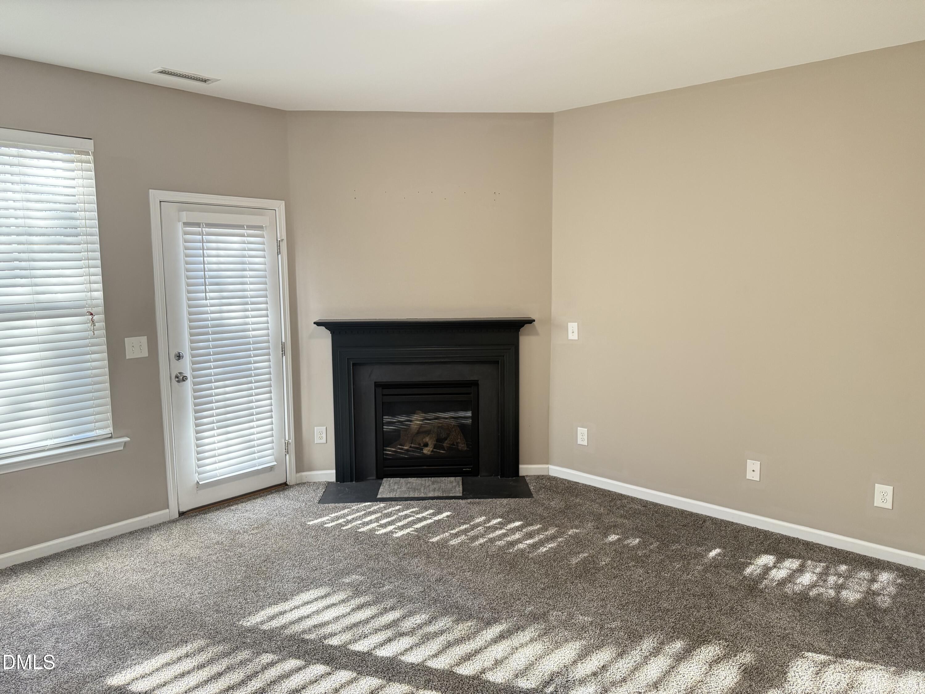 3102 Berkeley Springs Place Raleigh, NC 27616 - Photo 7 of 19 IMG_7023