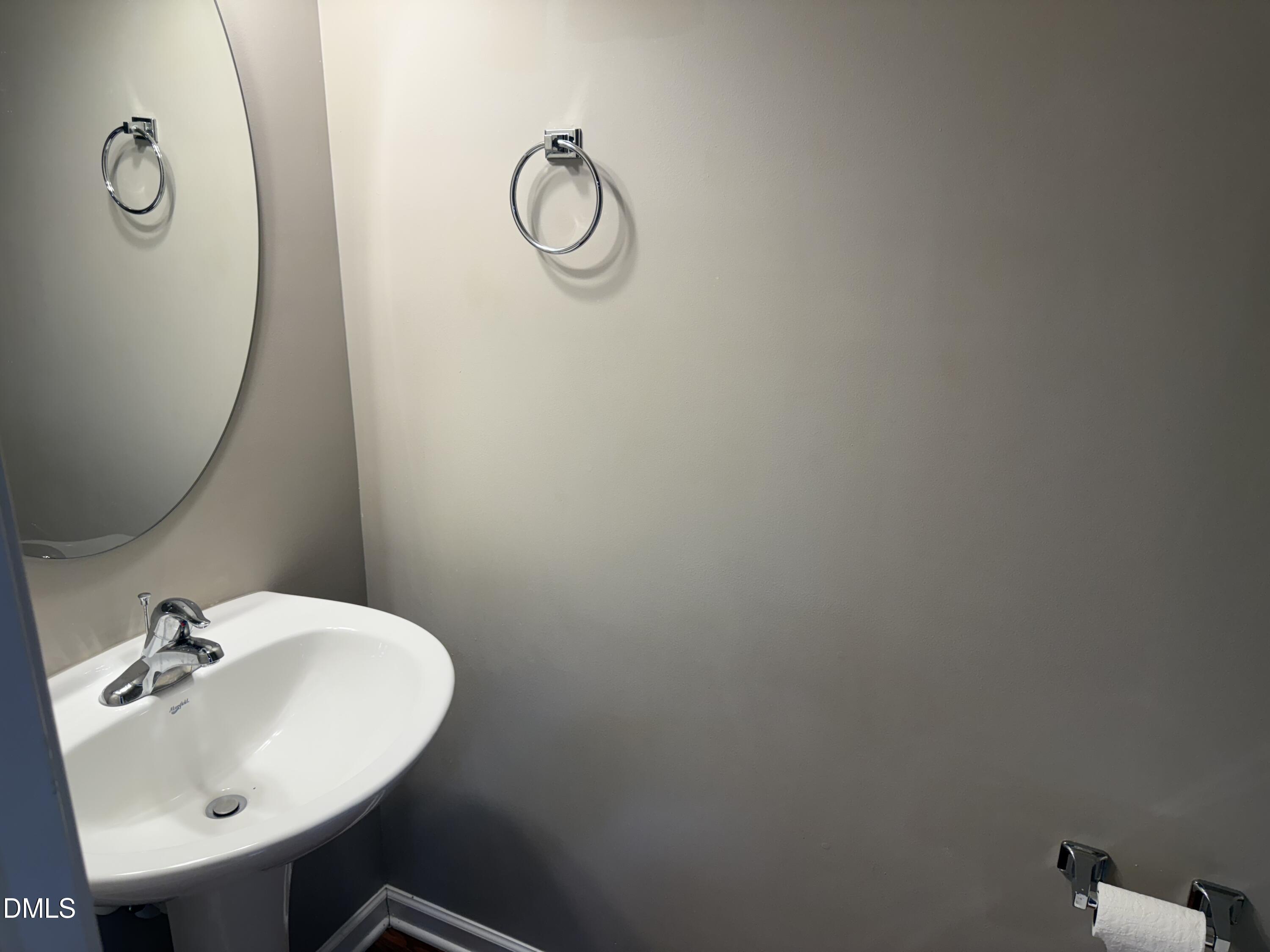 3102 Berkeley Springs Place Raleigh, NC 27616 - Photo 10 of 19 IMG_7026