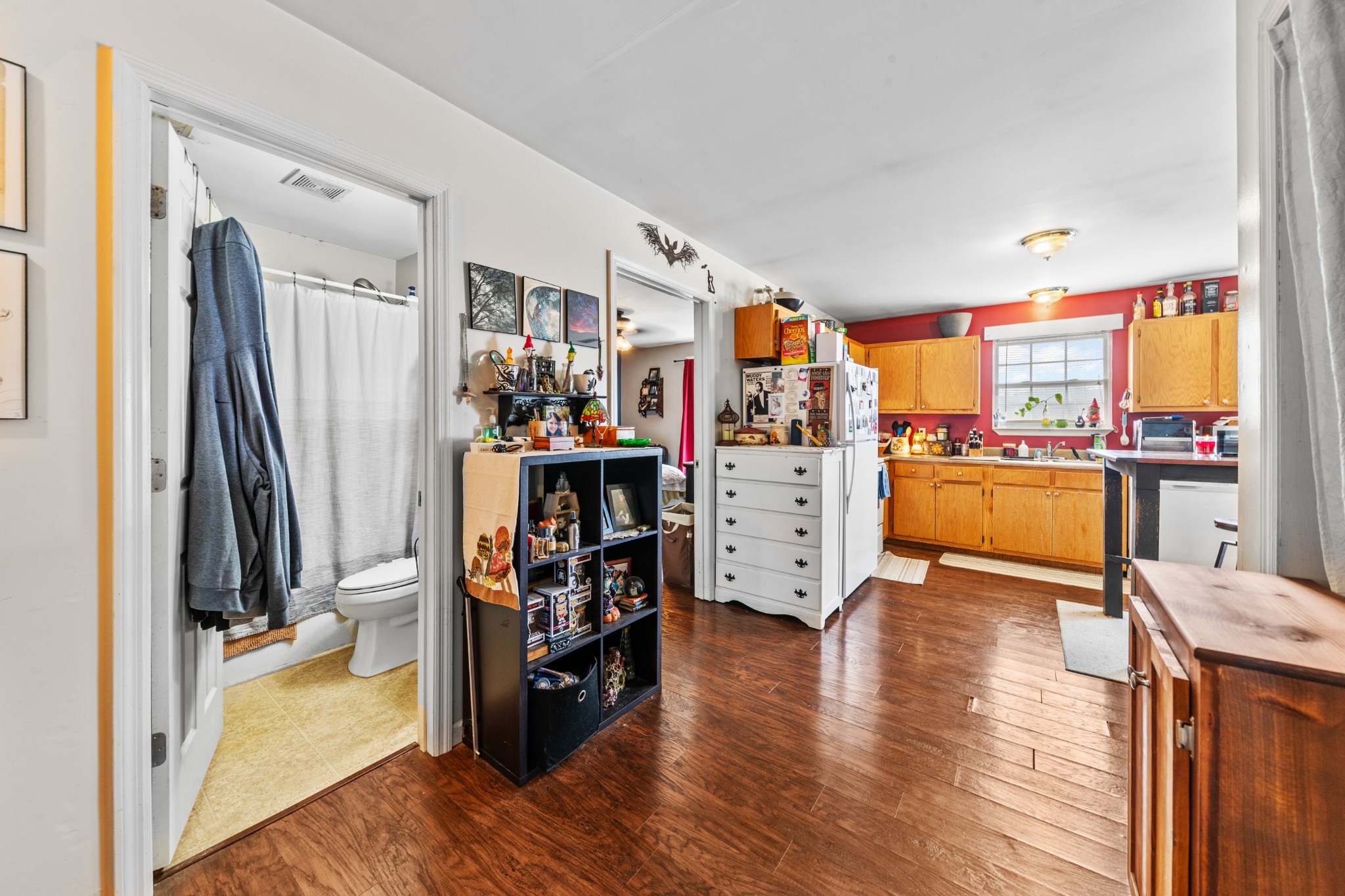 1916 Word Road Lewisburg, TN 37091 - Photo 21 of 69 a view of a bedroom with workspace and a window